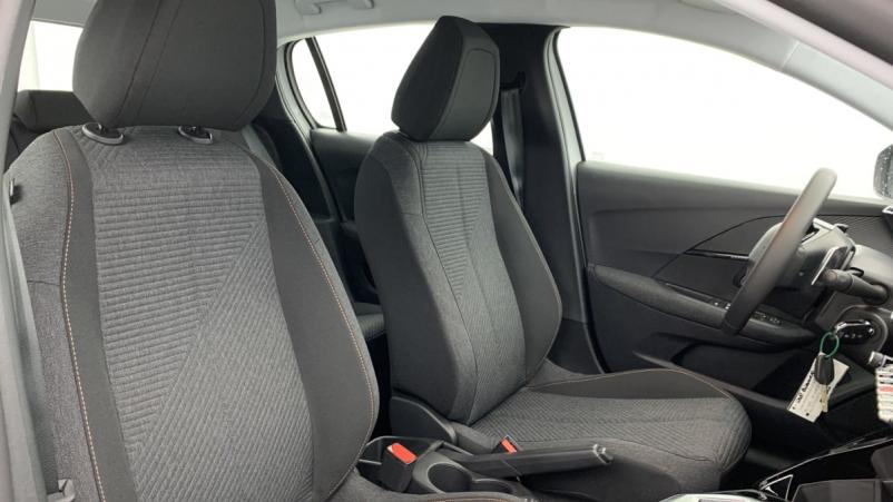 Vente en ligne Peugeot 208 Hybrid 100 e-DCS6 Style au prix de 19 560 €