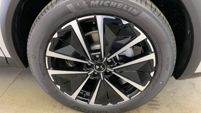 Vente en ligne Ds DS7 Crossback BlueHDi 130 EAT8 Pallas au prix de 35 520 €