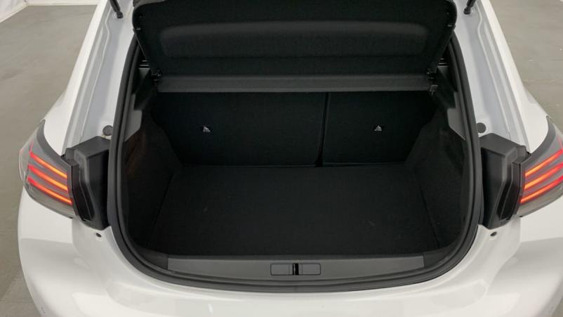 Vente en ligne Peugeot 208 Hybrid 100 e-DCS6 Style au prix de 19 560 €