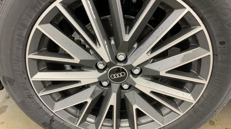 Vente en ligne Audi Q3 Sportback 35 TDI 150 ch S tronic 7 S line au prix de 47 880 €