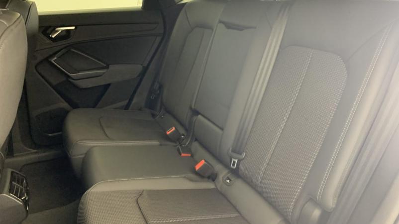 Vente en ligne Audi Q3 Sportback 35 TDI 150 ch S tronic 7 S line au prix de 47 880 €