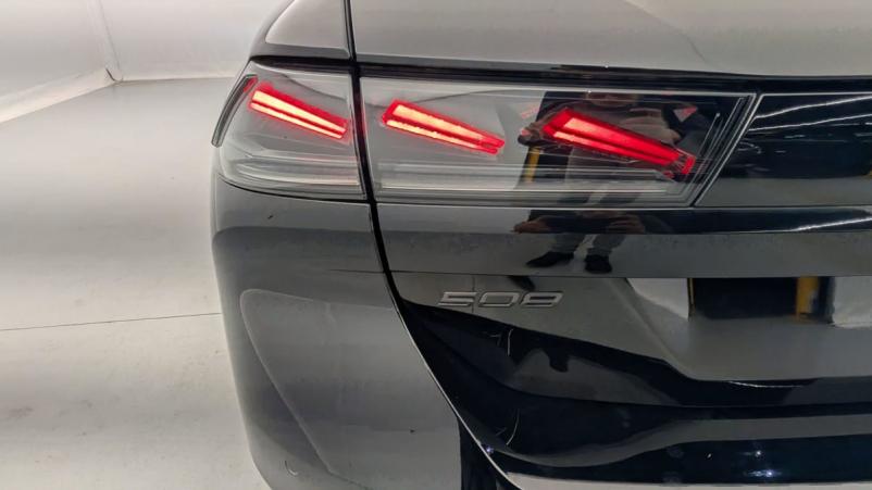 Vente en ligne Peugeot 508 SW BlueHDi 130 ch S S EAT8 Allure au prix de 32 430 €