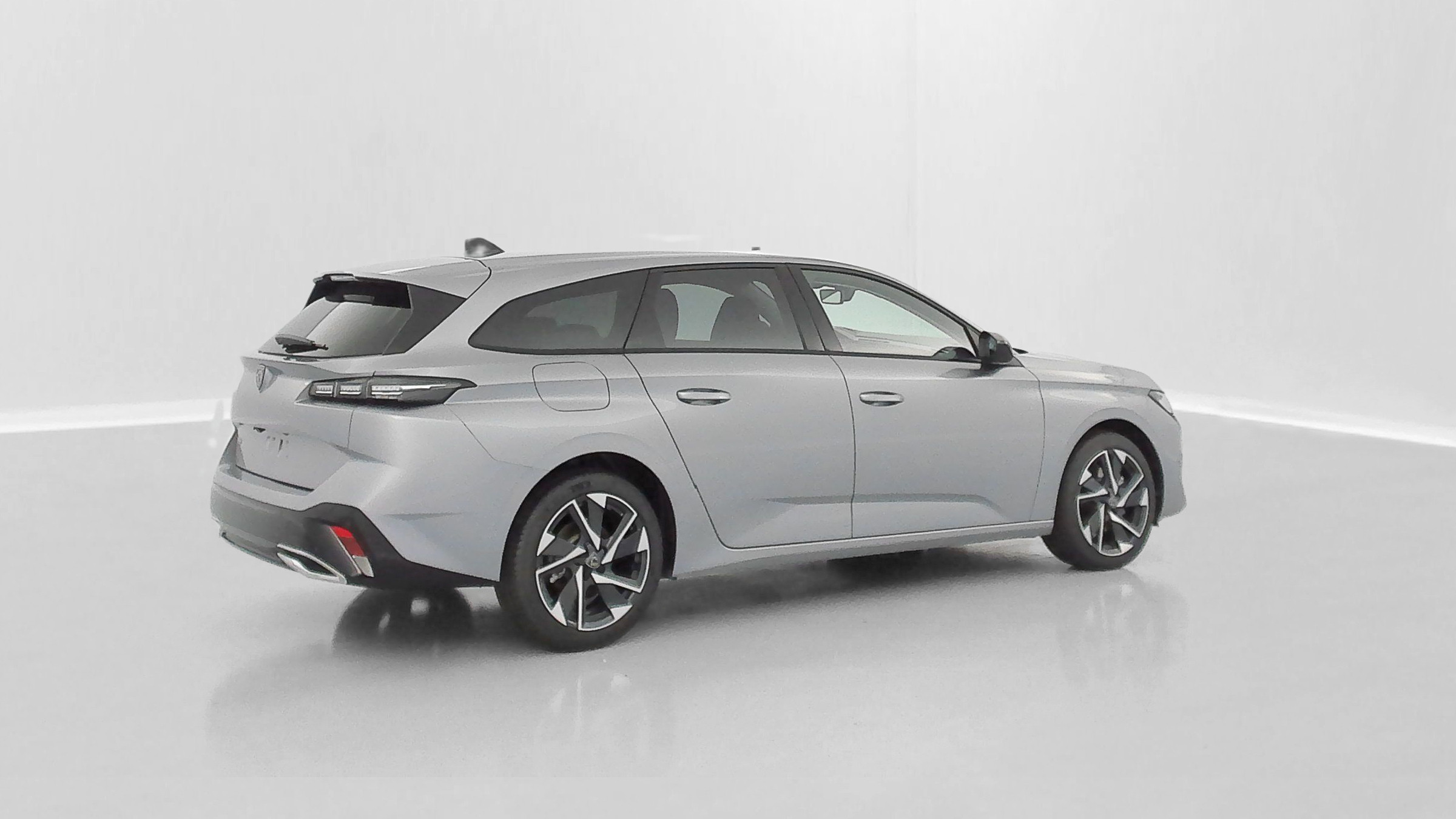 Vente en ligne Peugeot 308 SW 308 SW 1.5 BlueHDi 130ch Allure EAT8 au prix de 28 610 €