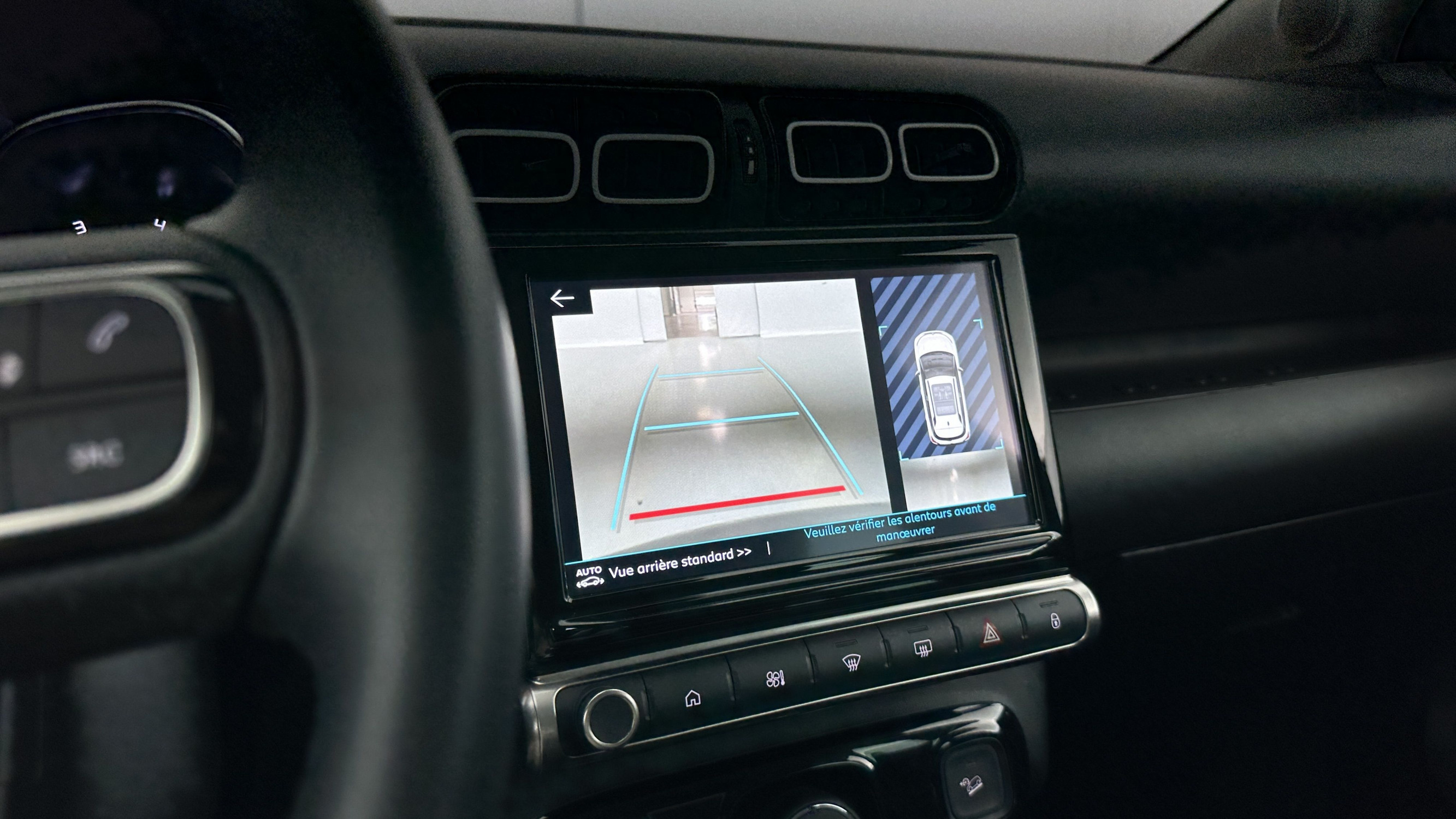 Vente en ligne Citroën C3 Aircross C3 AIRCROSS 1.2 PureTech 110ch Max au prix de 18 500 €