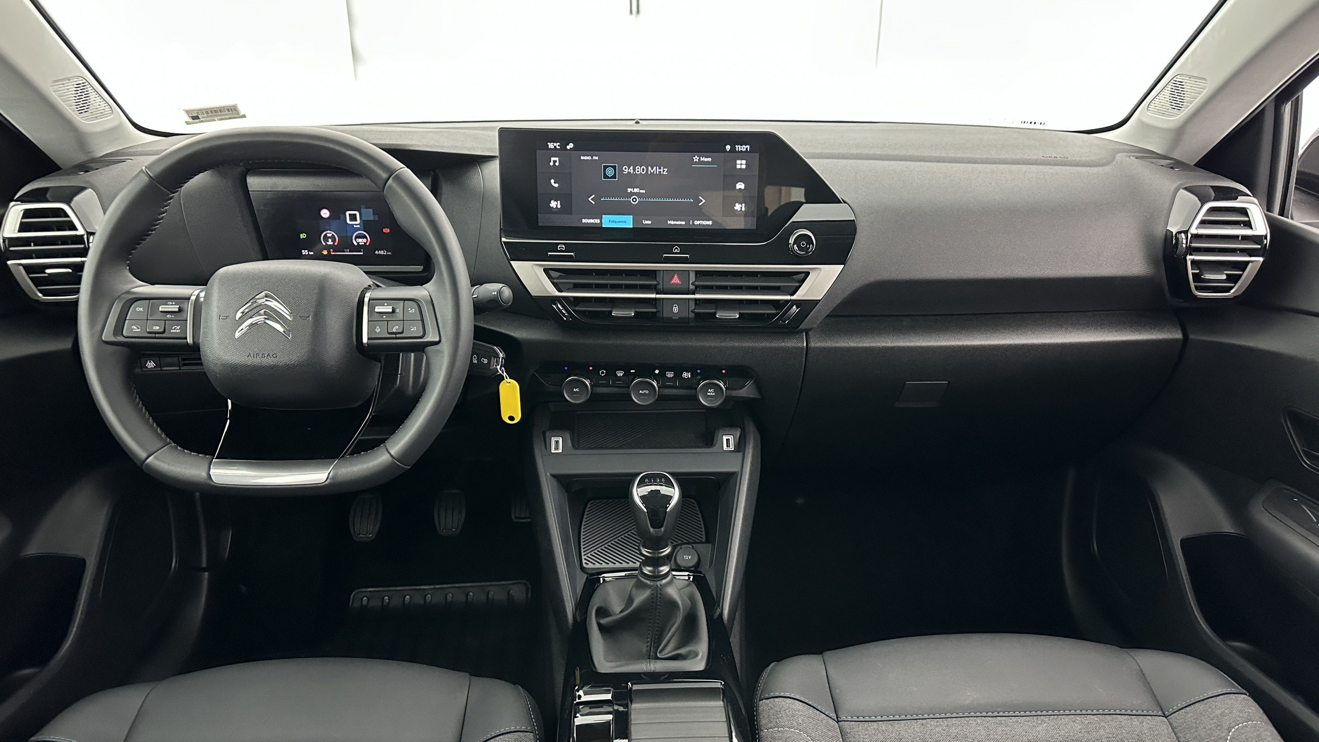 Vente en ligne Citroën C4 C4 1.2 PureTech 130ch Feel Pack au prix de 19 400 €