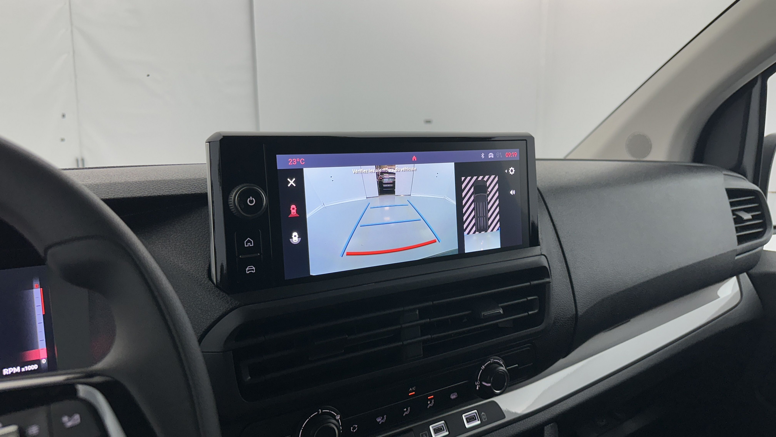 Vente en ligne Fiat Scudo SCUDO III XL 2.0 BlueHDi 180ch EAT8 Pack Livraison au prix de 37 140 €