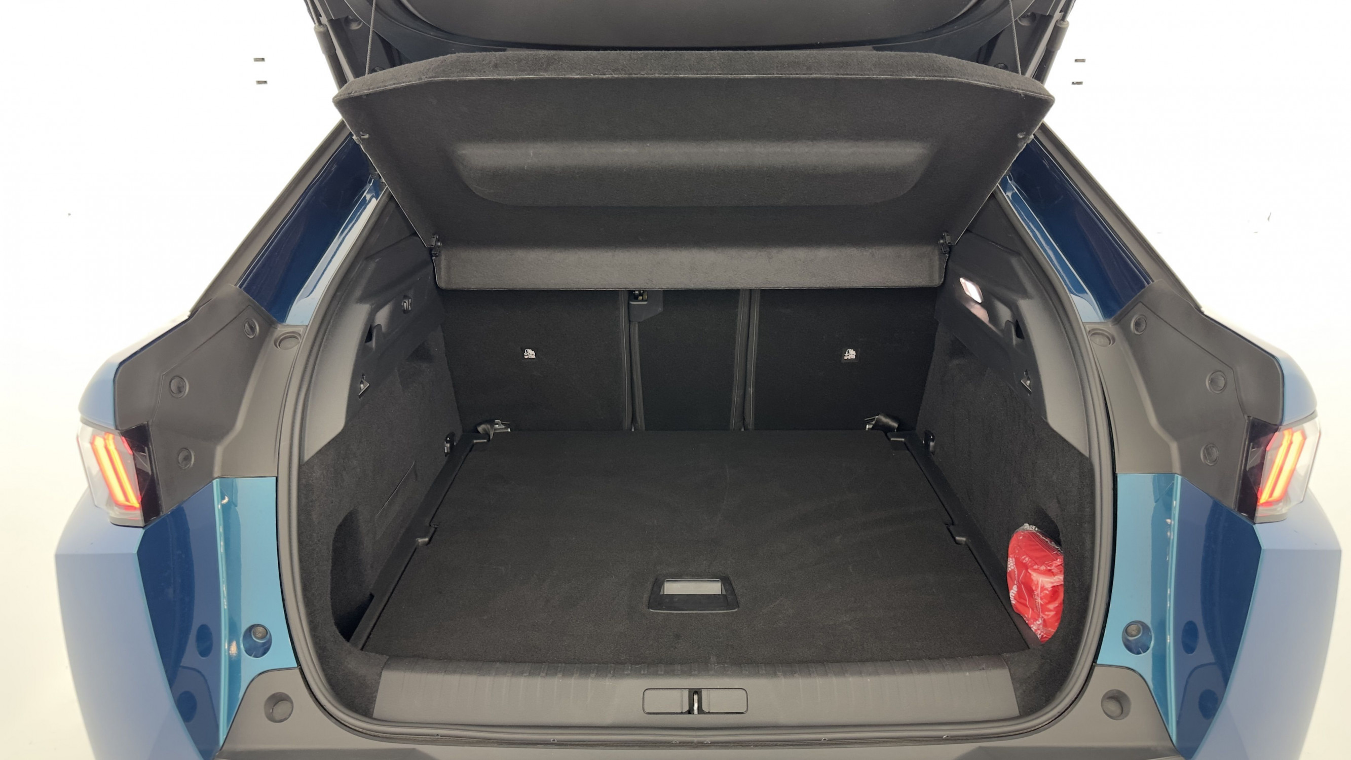 Vente en ligne Peugeot 3008 3008 1.2 Hybrid 136ch Allure e-DCS6 au prix de 28 800 €