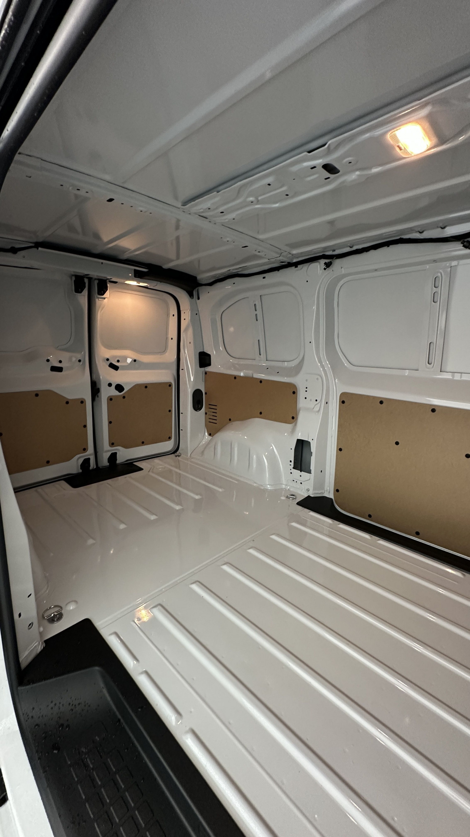 Vente en ligne Peugeot Expert EXPERT III M 2.0 BlueHDi 145ch EAT8 au prix de 32 220 €