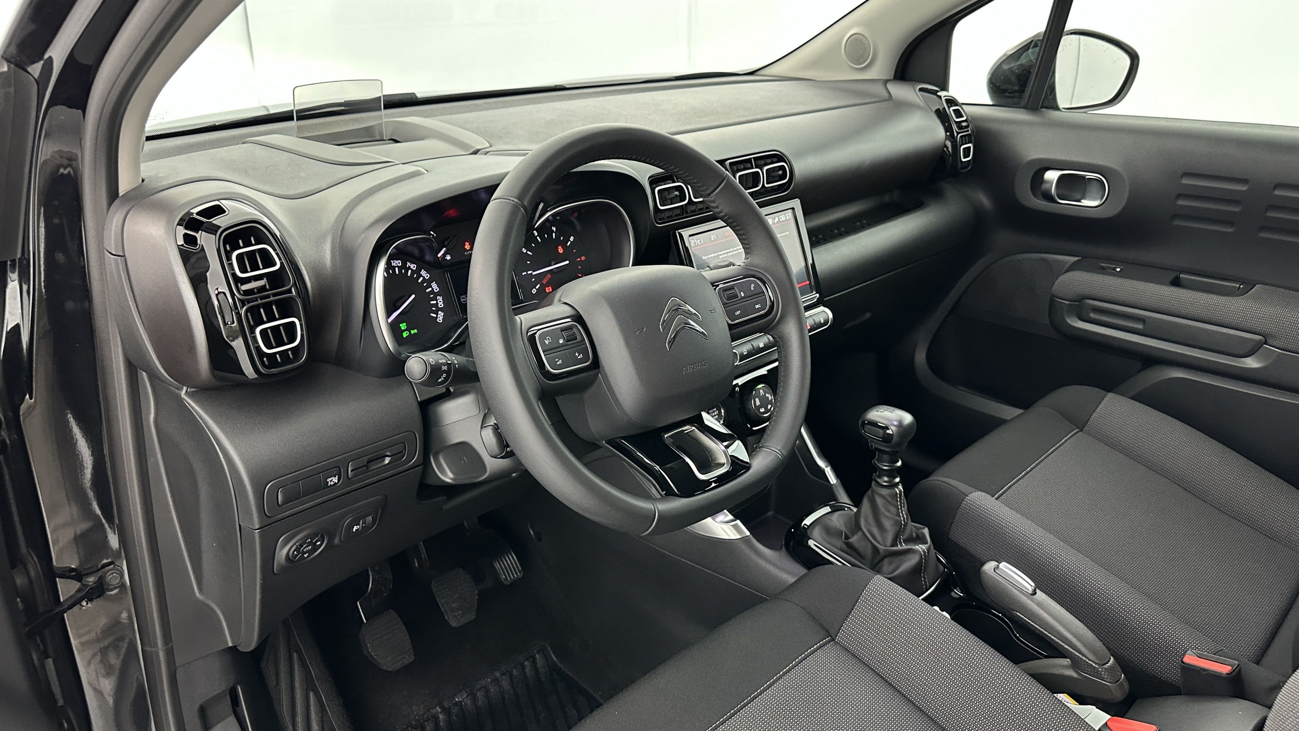 Vente en ligne Citroën C3 Aircross C3 AIRCROSS 1.2 PureTech 110ch Plus au prix de 17 700 €