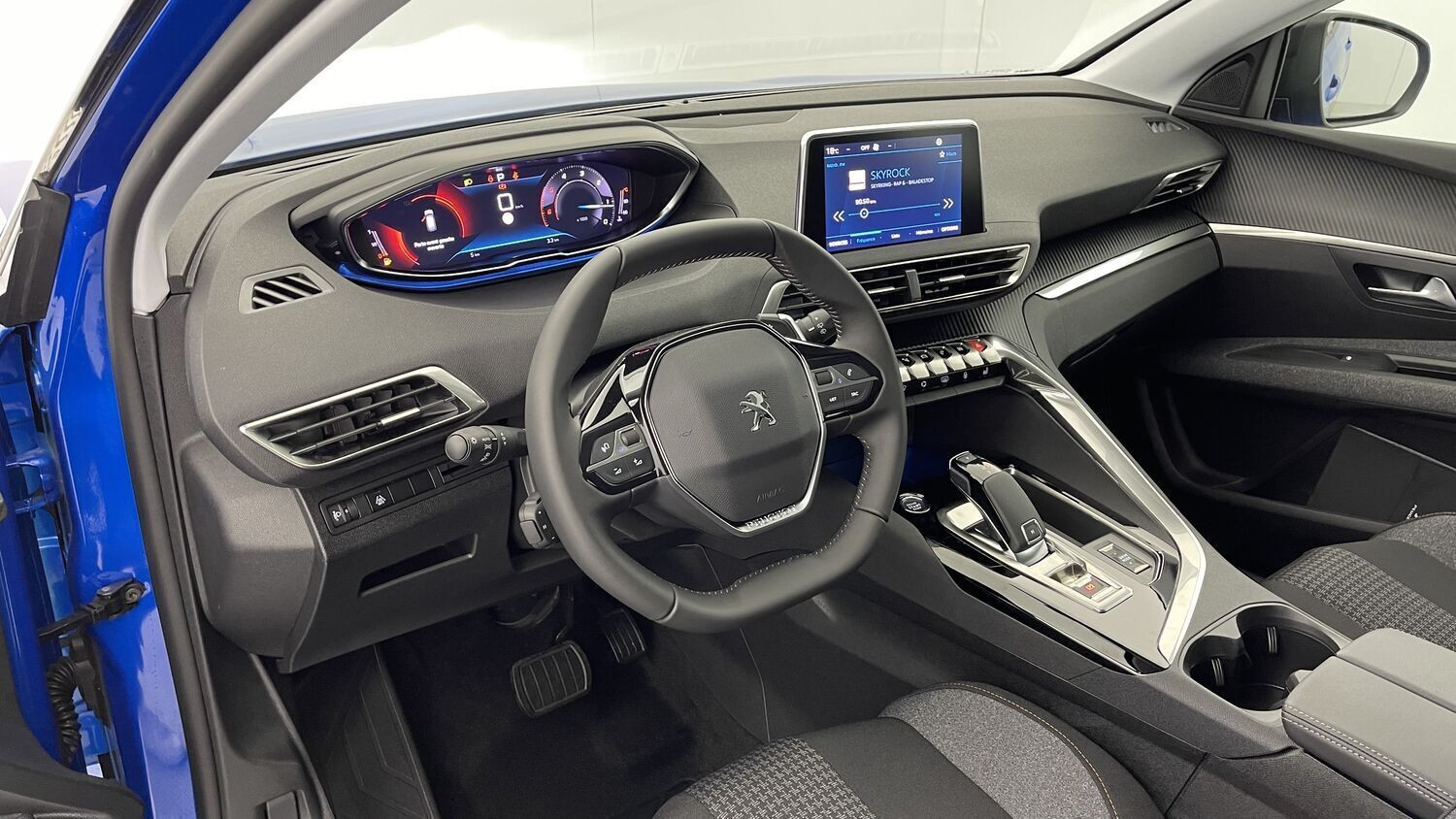 Vente en ligne Peugeot 3008 3008 III 1.2 PureTech 130ch Active Pack EAT8 au prix de 26 100 €