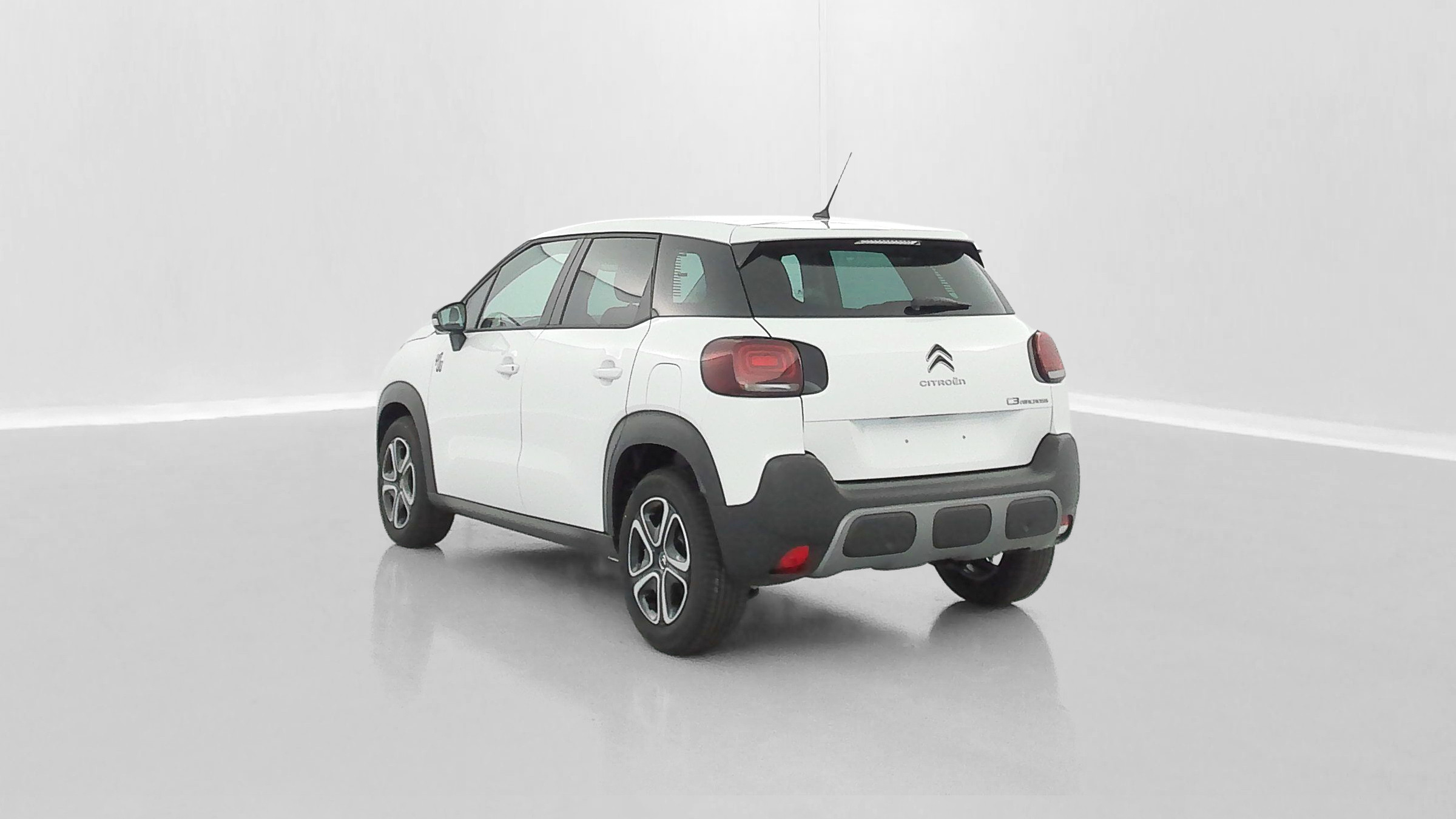 Vente en ligne Citroën C3 Aircross C3 AIRCROSS 1.2 PureTech 110ch YOU au prix de 18 200 €
