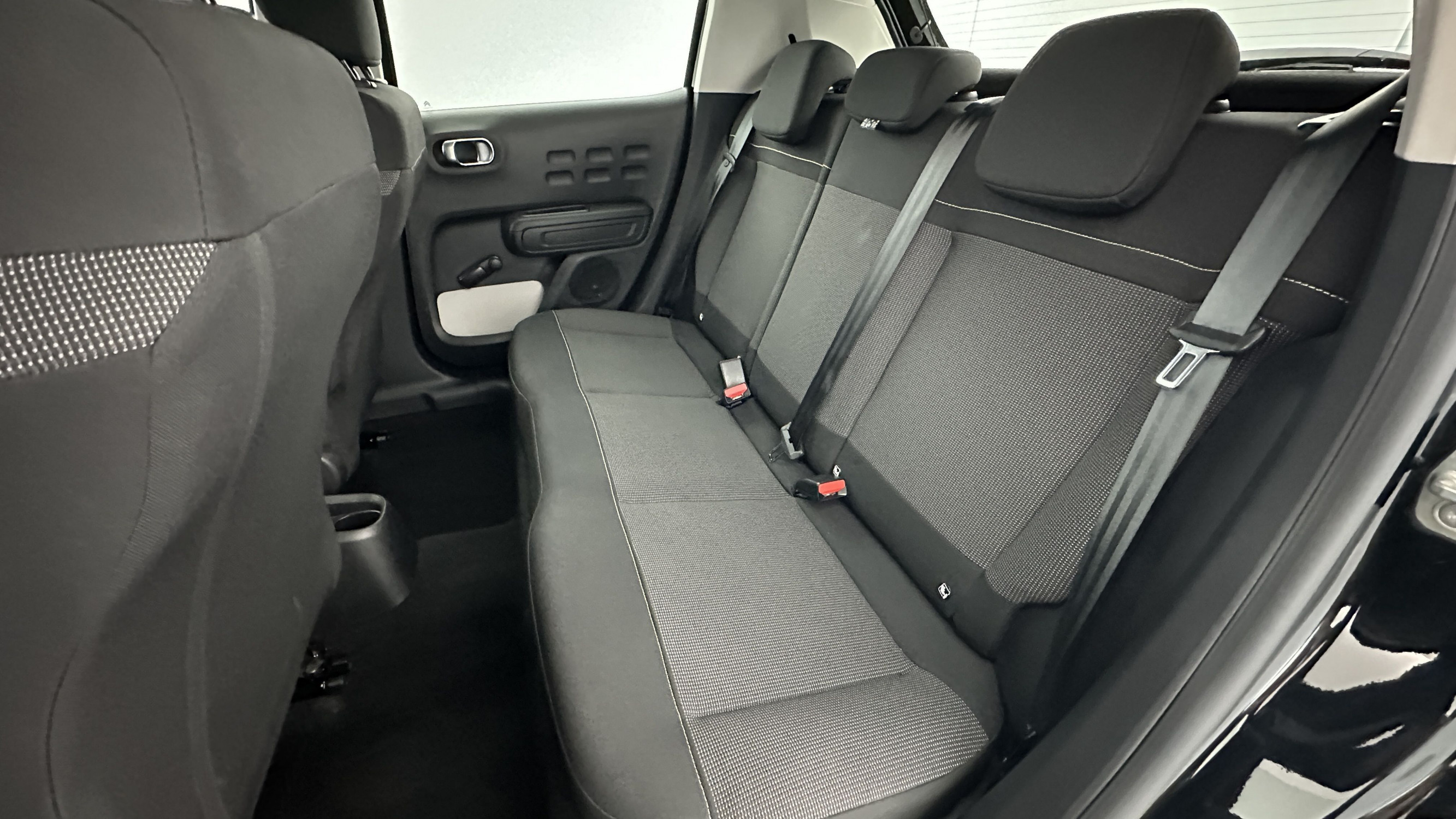 Vente en ligne Citroën C3 C3 III 1.2 PureTech 110ch Plus au prix de 14 600 €