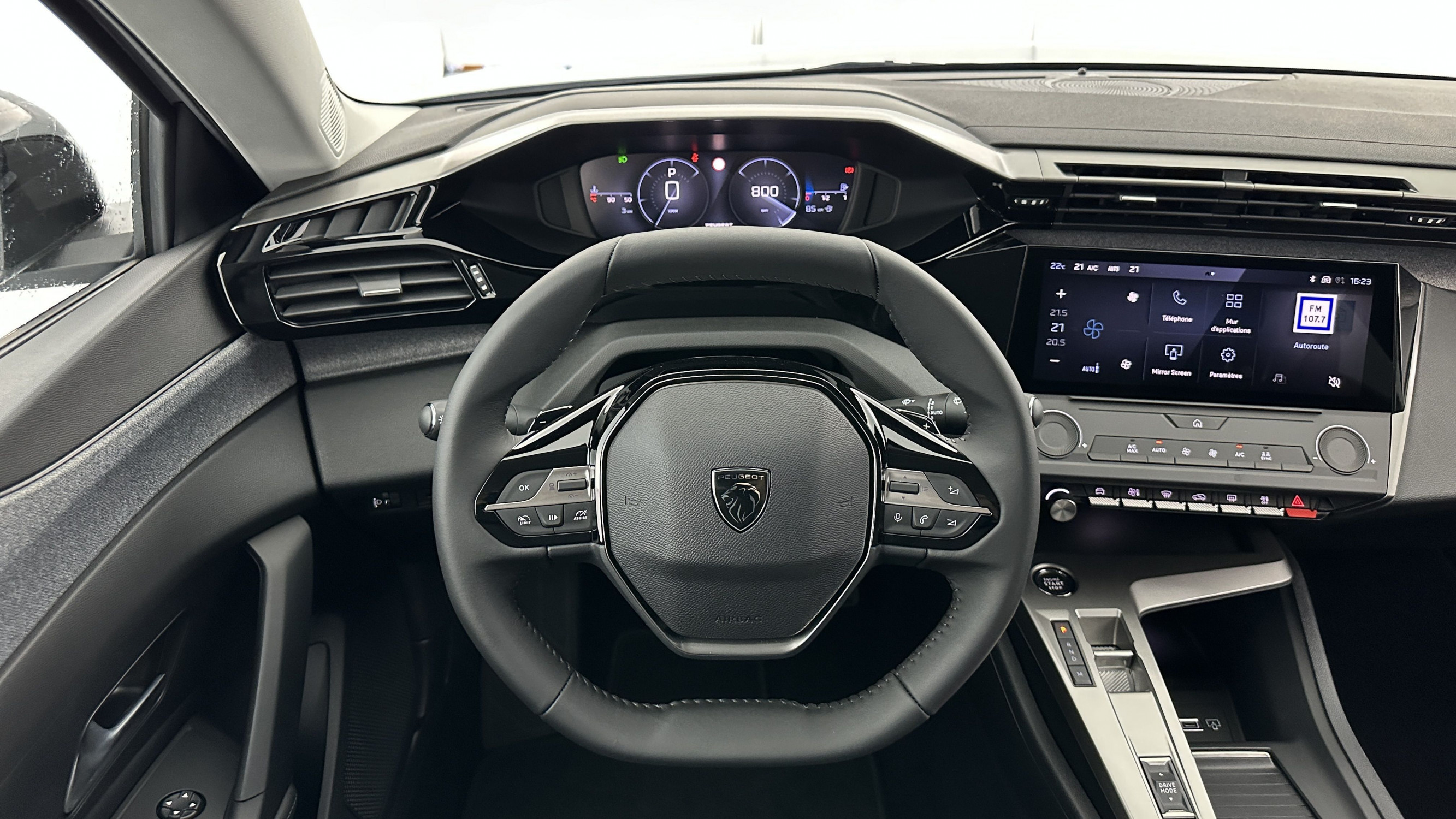 Vente en ligne Peugeot 308 SW 308 SW 1.5 BlueHDi 130ch Allure EAT8 au prix de 28 610 €