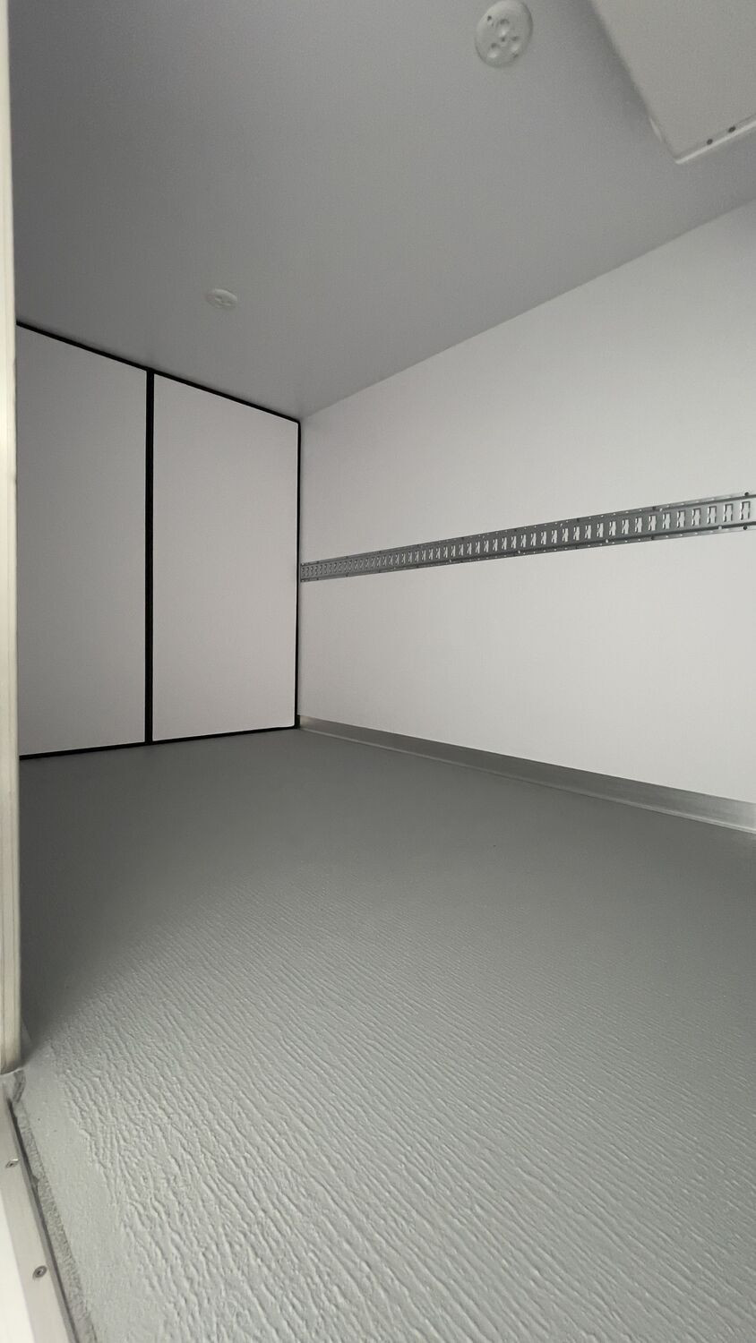 Vente en ligne Volkswagen Crafter CRAFTER CC 35 L3 RJ 2.0 TDI 163ch Business BVA Frigo Lamberet au prix de 63 420 €