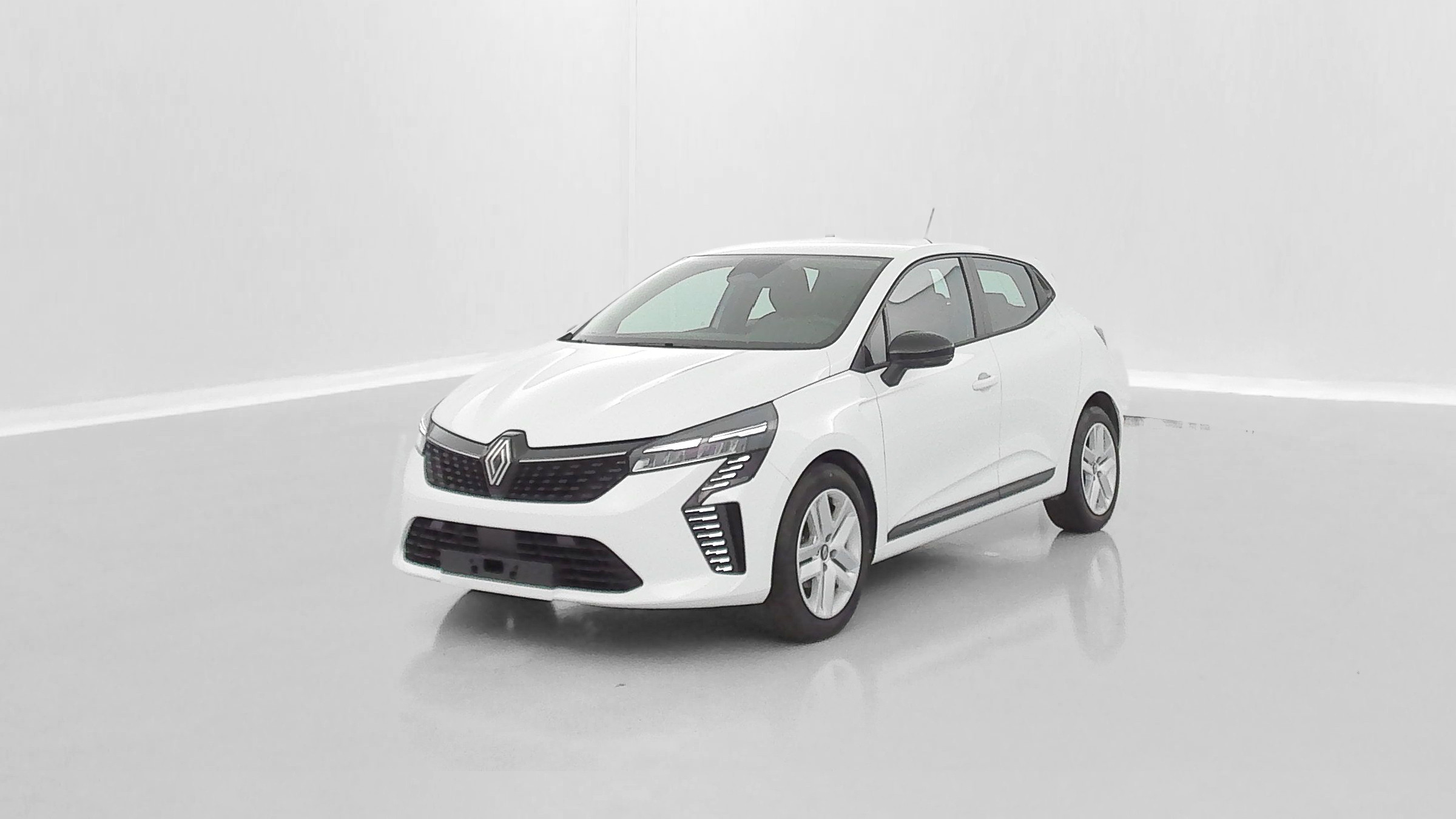 Renault Clio CLIO V(2) 1.0 TCe 90ch Evolution occasion de 2024 en vente à Rennes