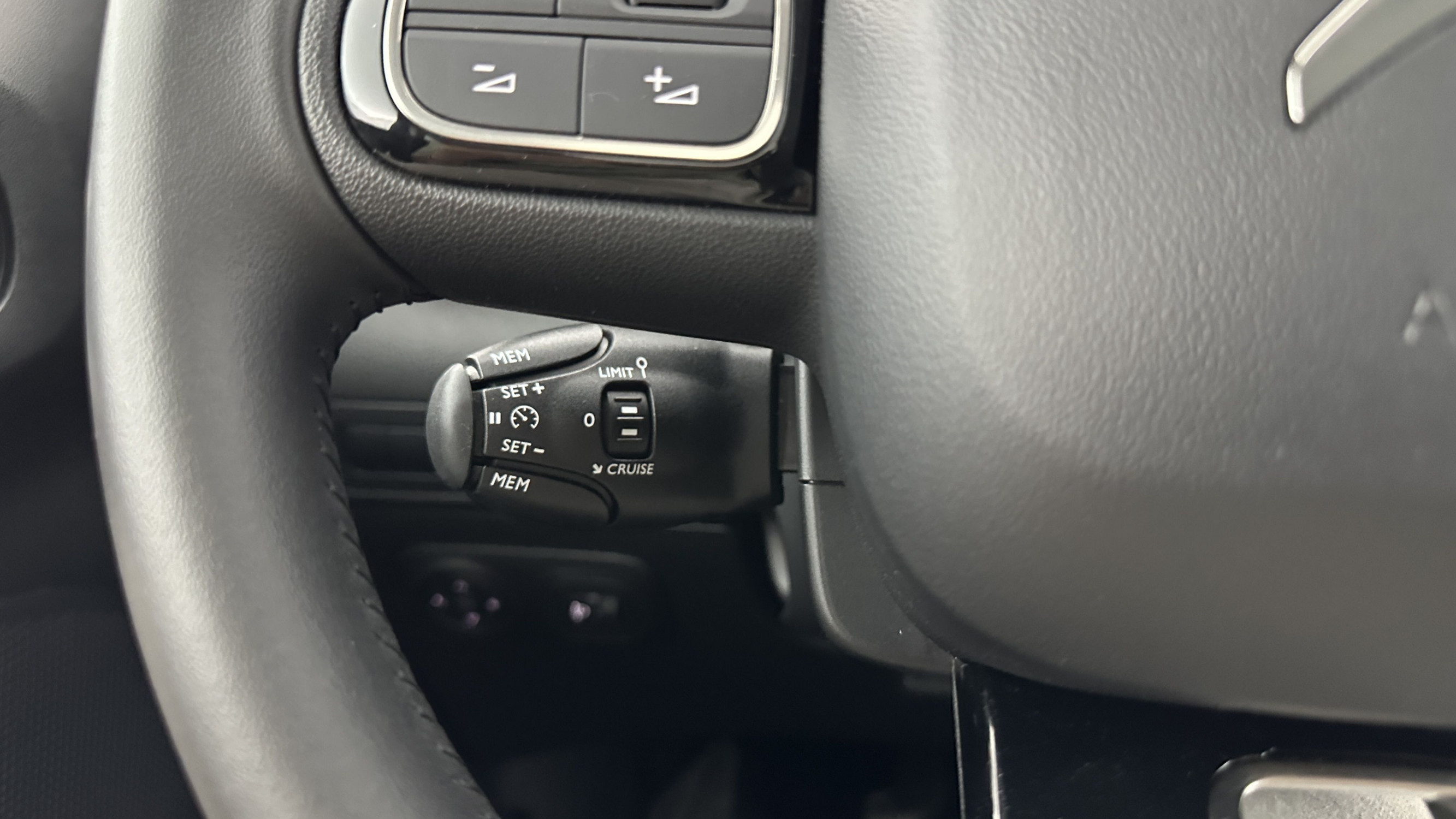 Vente en ligne Citroën C3 Aircross C3 AIRCROSS 1.2 PureTech 110ch Plus au prix de 17 300 €