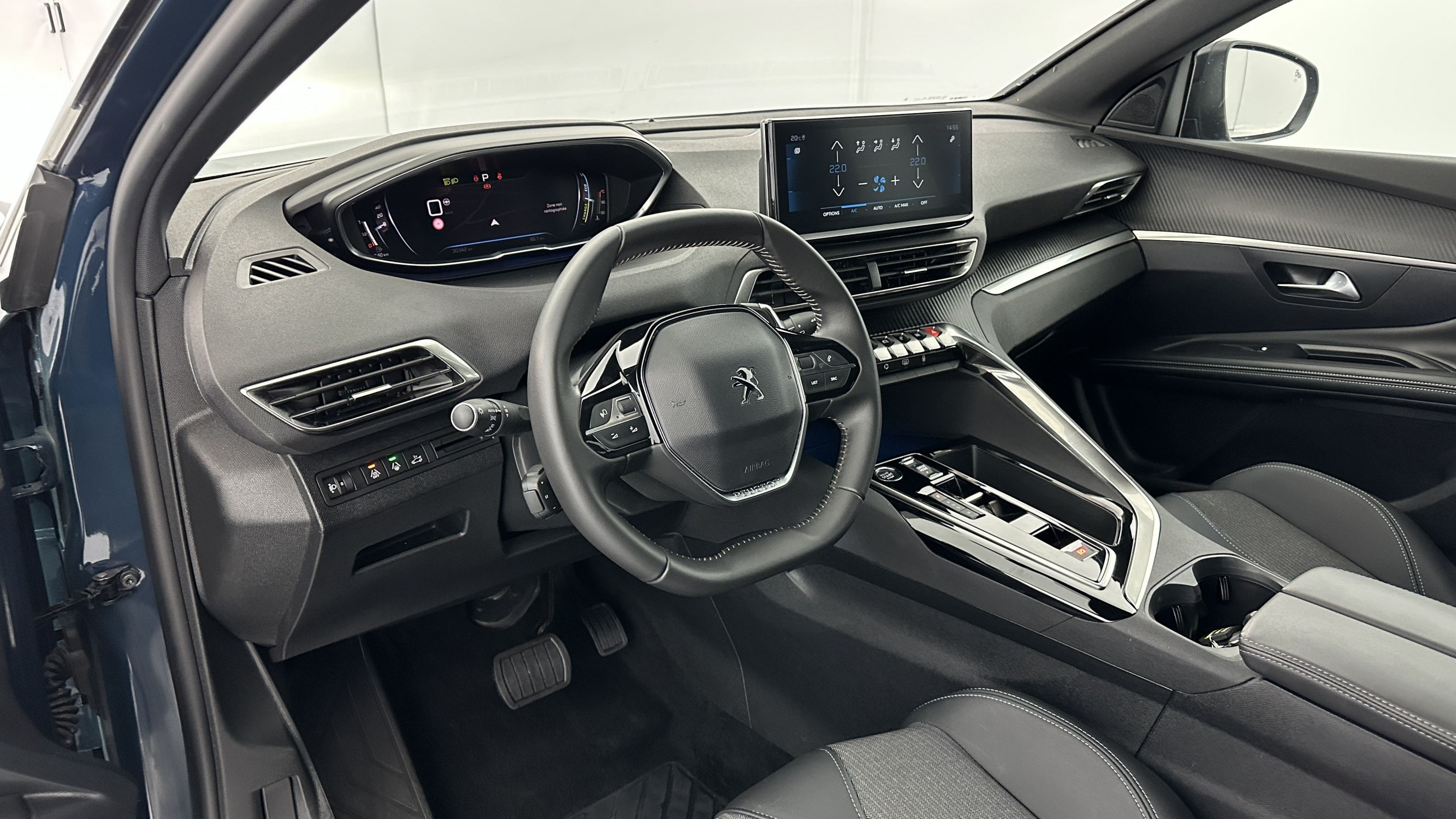 Vente en ligne Peugeot 3008 3008 1.2 Hybrid 136ch Allure Pack e-DCS6 au prix de 26 400 €