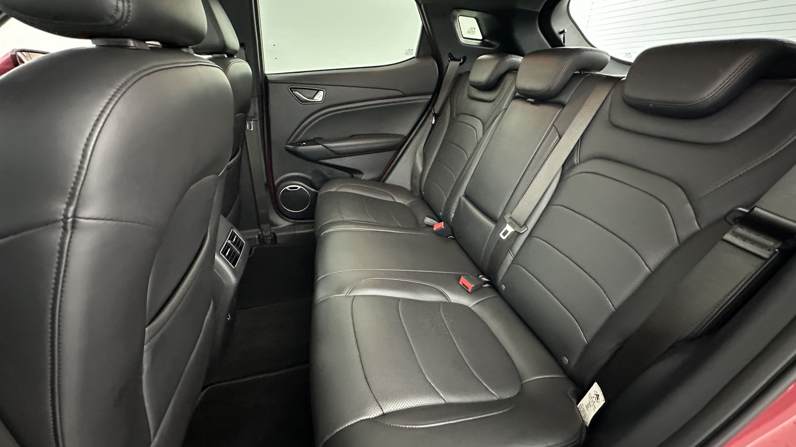 Vente en ligne Seres 3 3 Electric 163ch Luxury au prix de 15 000 €