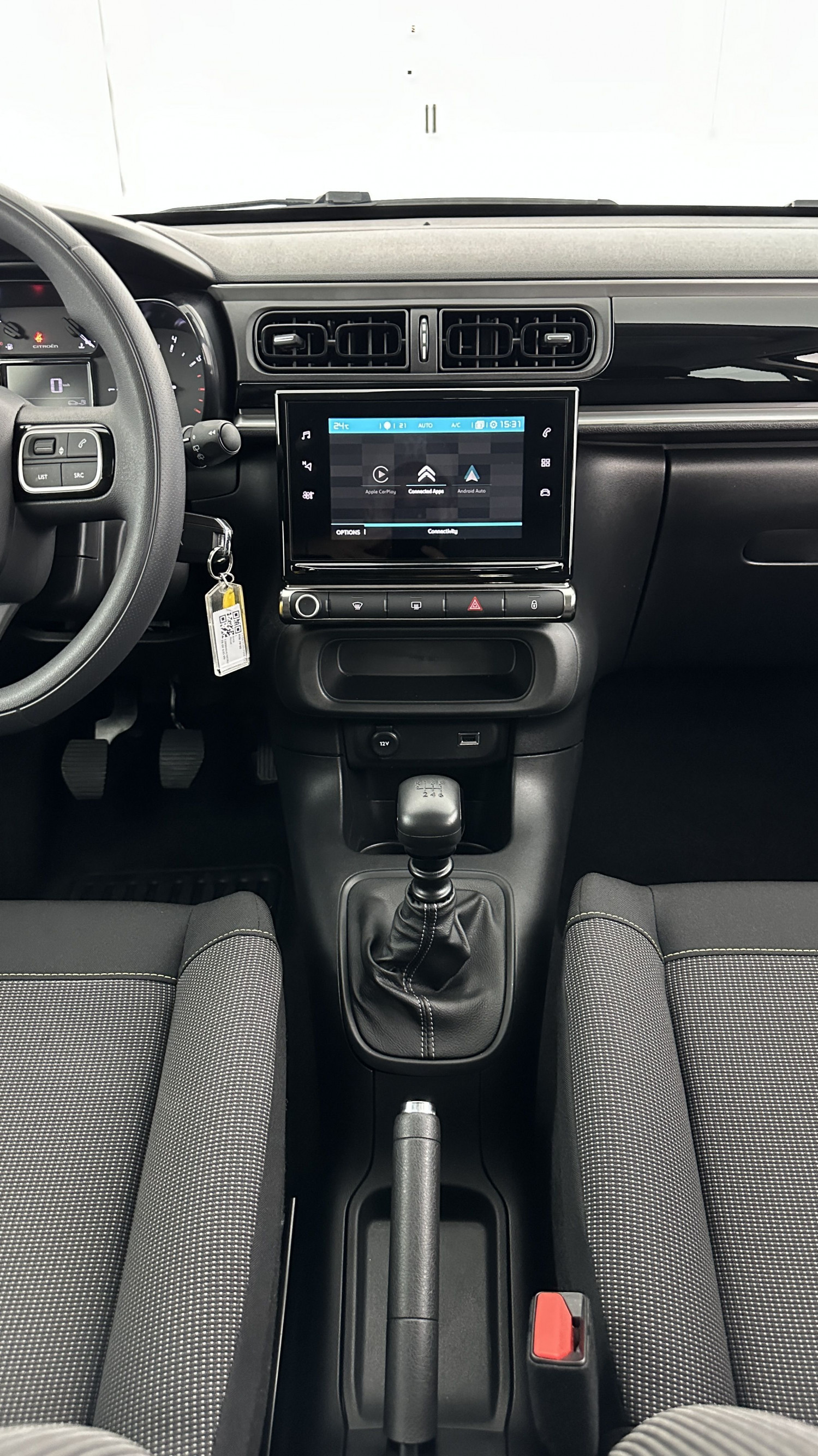 Vente en ligne Citroën C3 C3 III 1.2 PureTech 110ch Plus au prix de 14 600 €