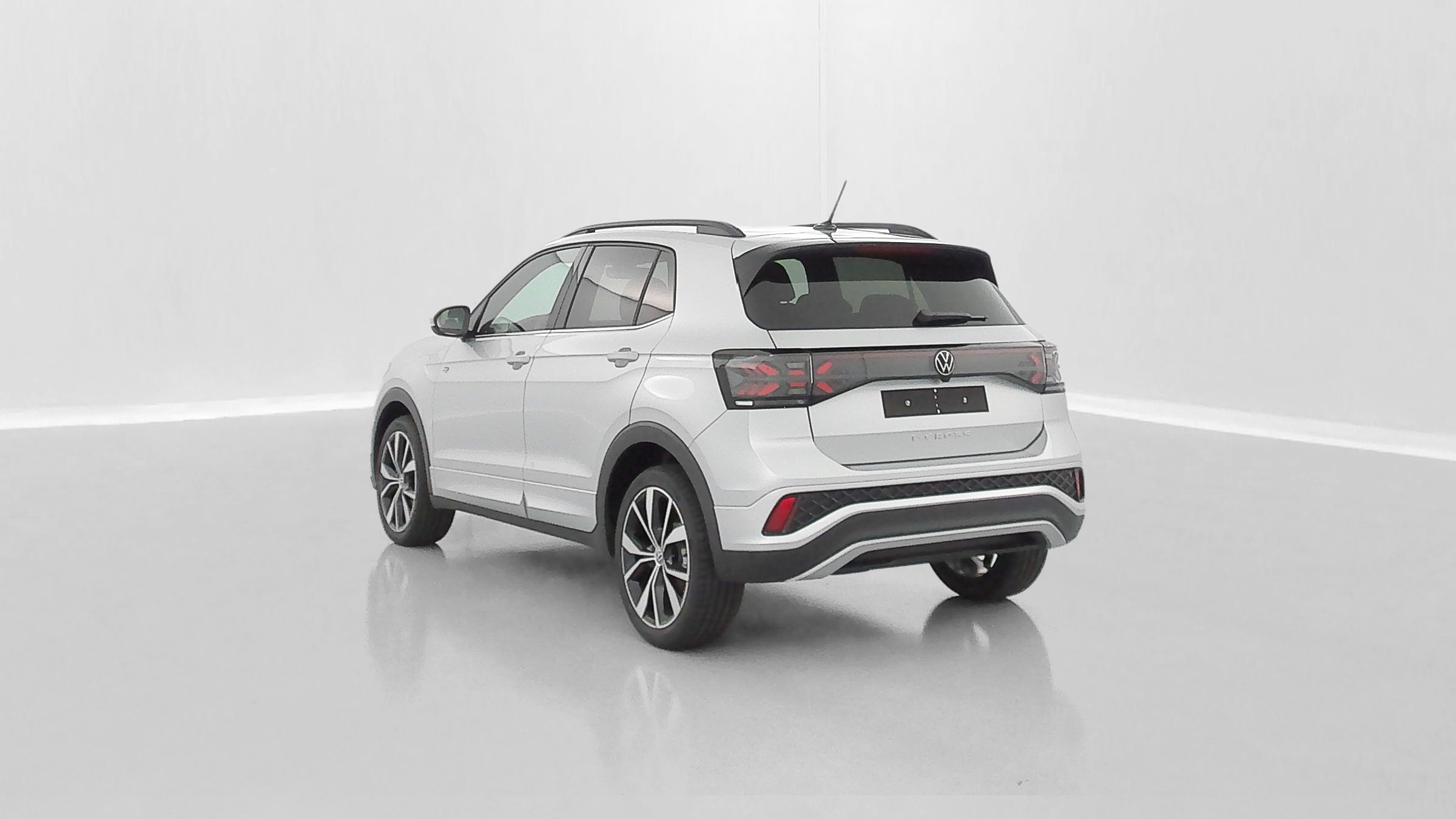 Vente en ligne Volkswagen T-Cross T-CROSS 1.0 TSI 116ch R-Line DSG7 au prix de 29 400 €