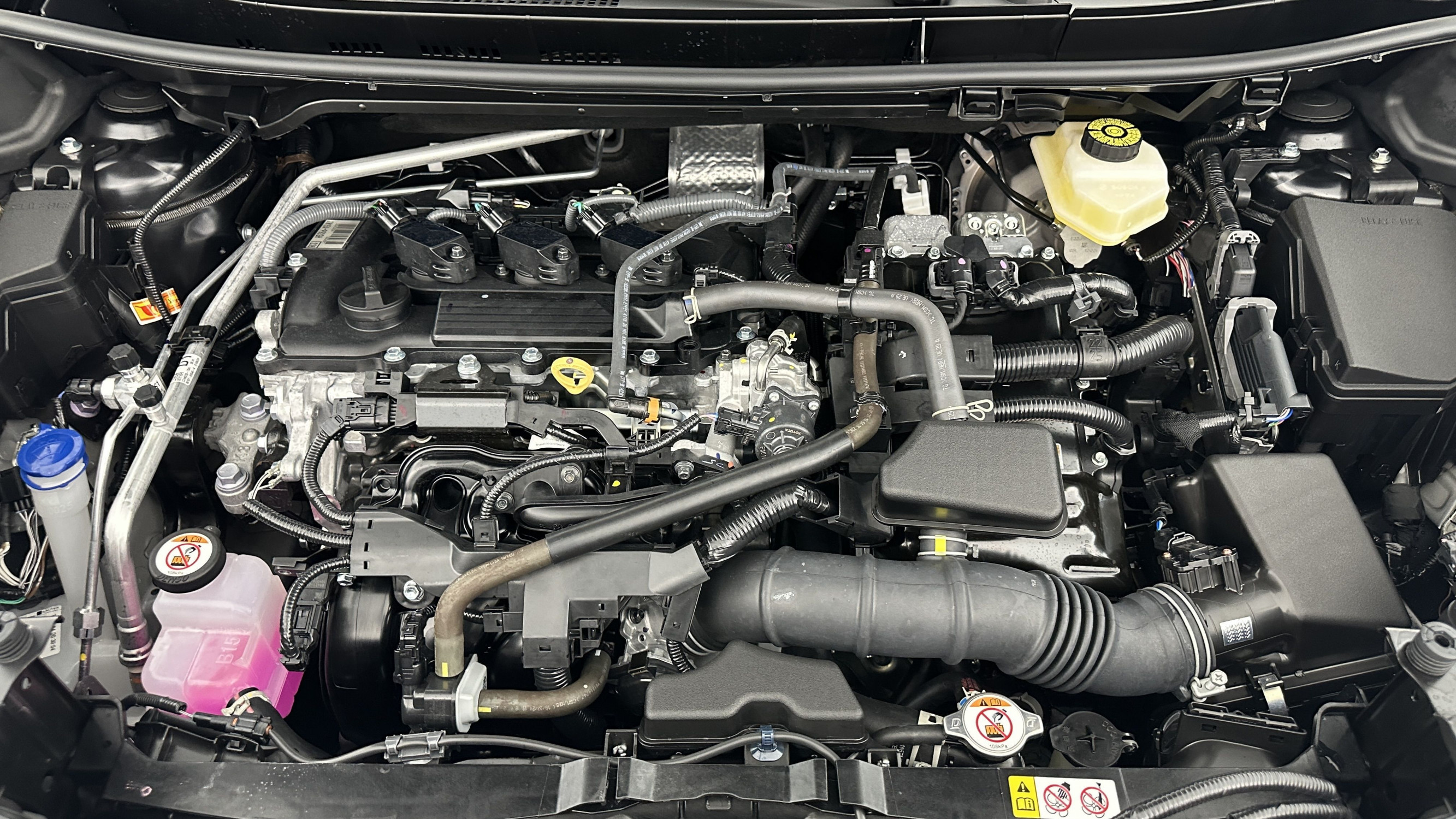 Vente en ligne Toyota Yaris Cross YARIS CROSS 1.5 Hybride 130h Design e-CVT au prix de 28 200 €