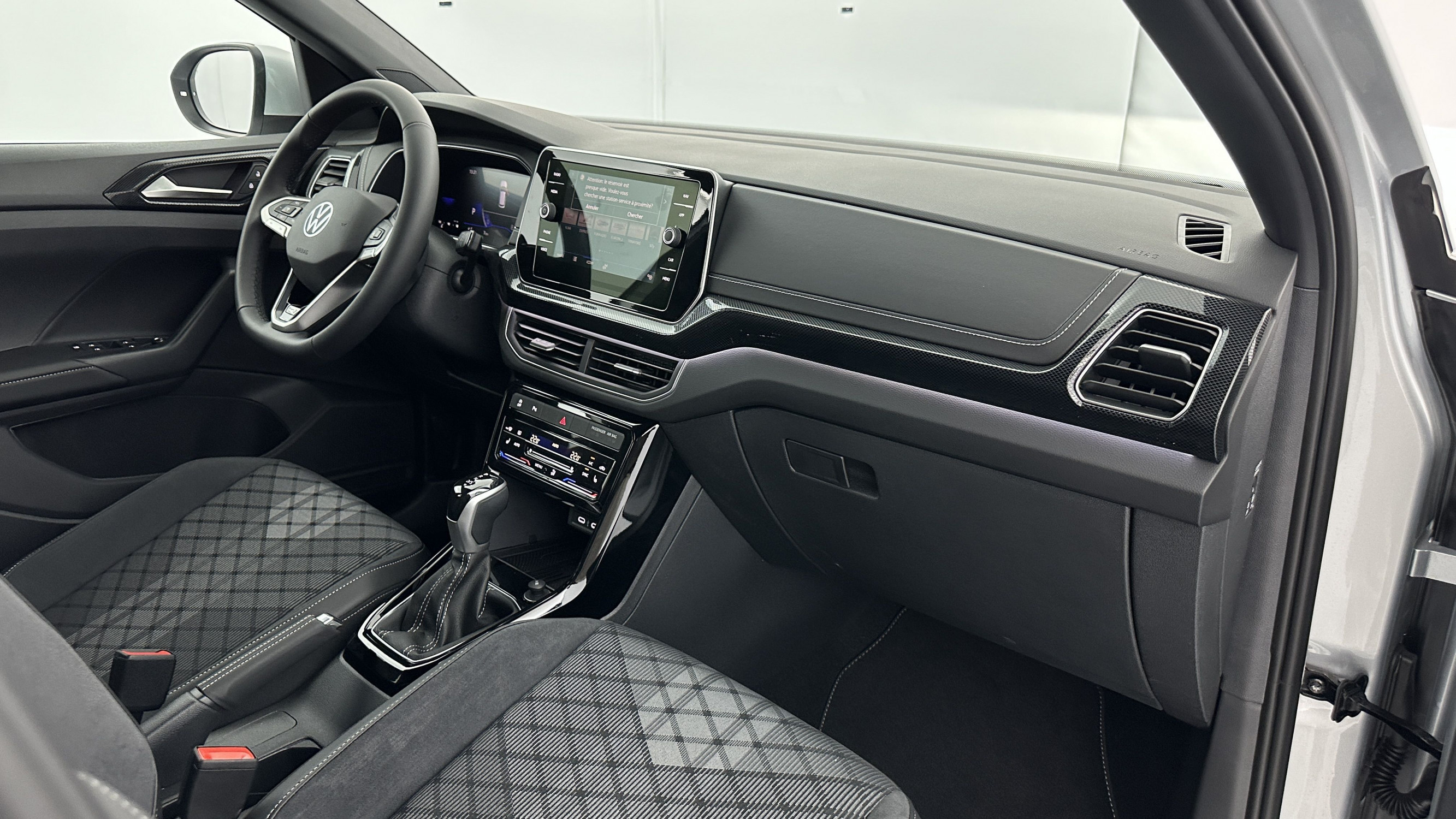 Vente en ligne Volkswagen T-Cross T-CROSS 1.0 TSI 116ch R-Line DSG7 au prix de 29 400 €