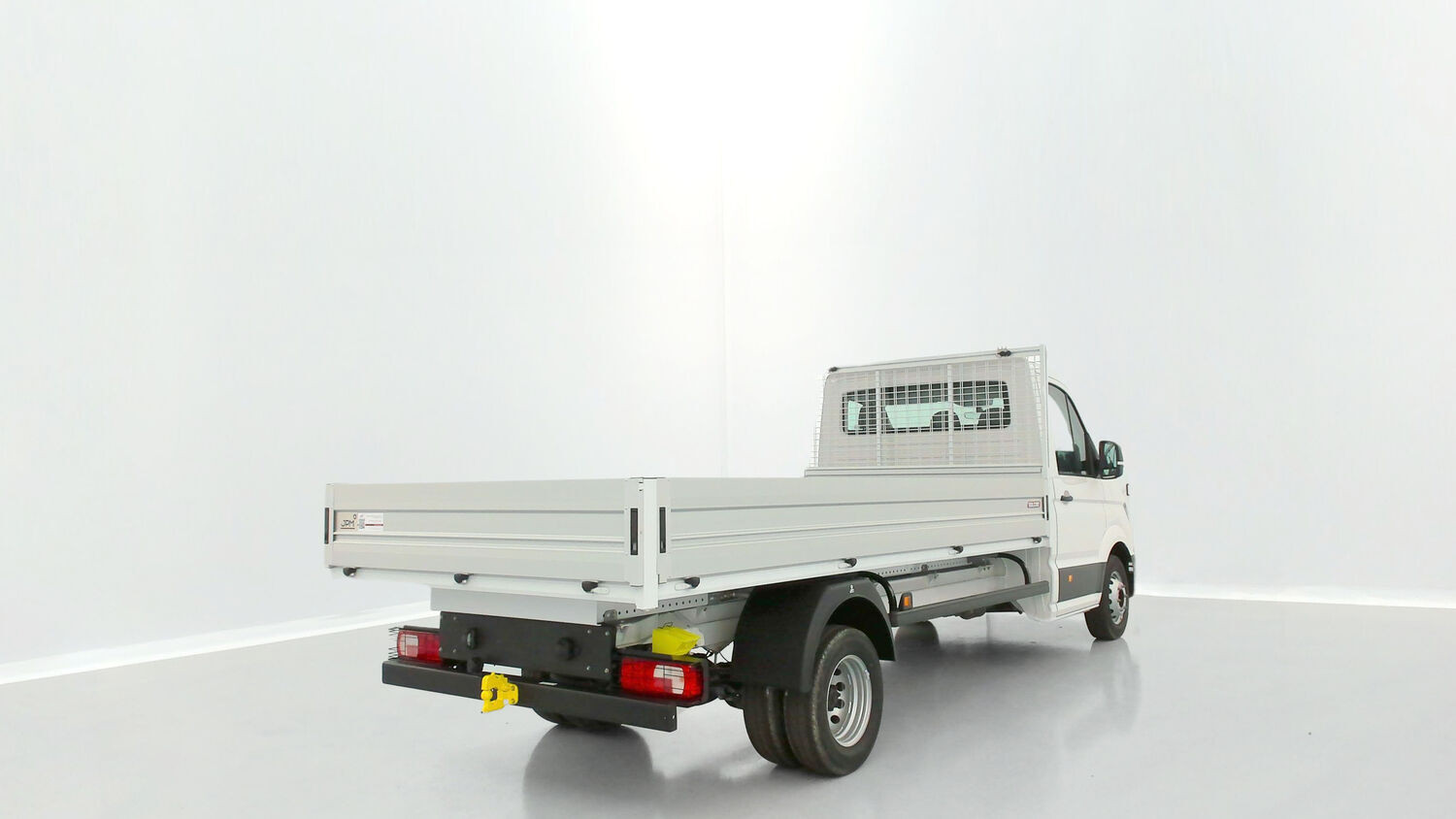 Vente en ligne Volkswagen Crafter CRAFTER  CC 35 L4 RJ 2.0 TDI 163ch Business BVA Plateau JPM au prix de 51 420 €