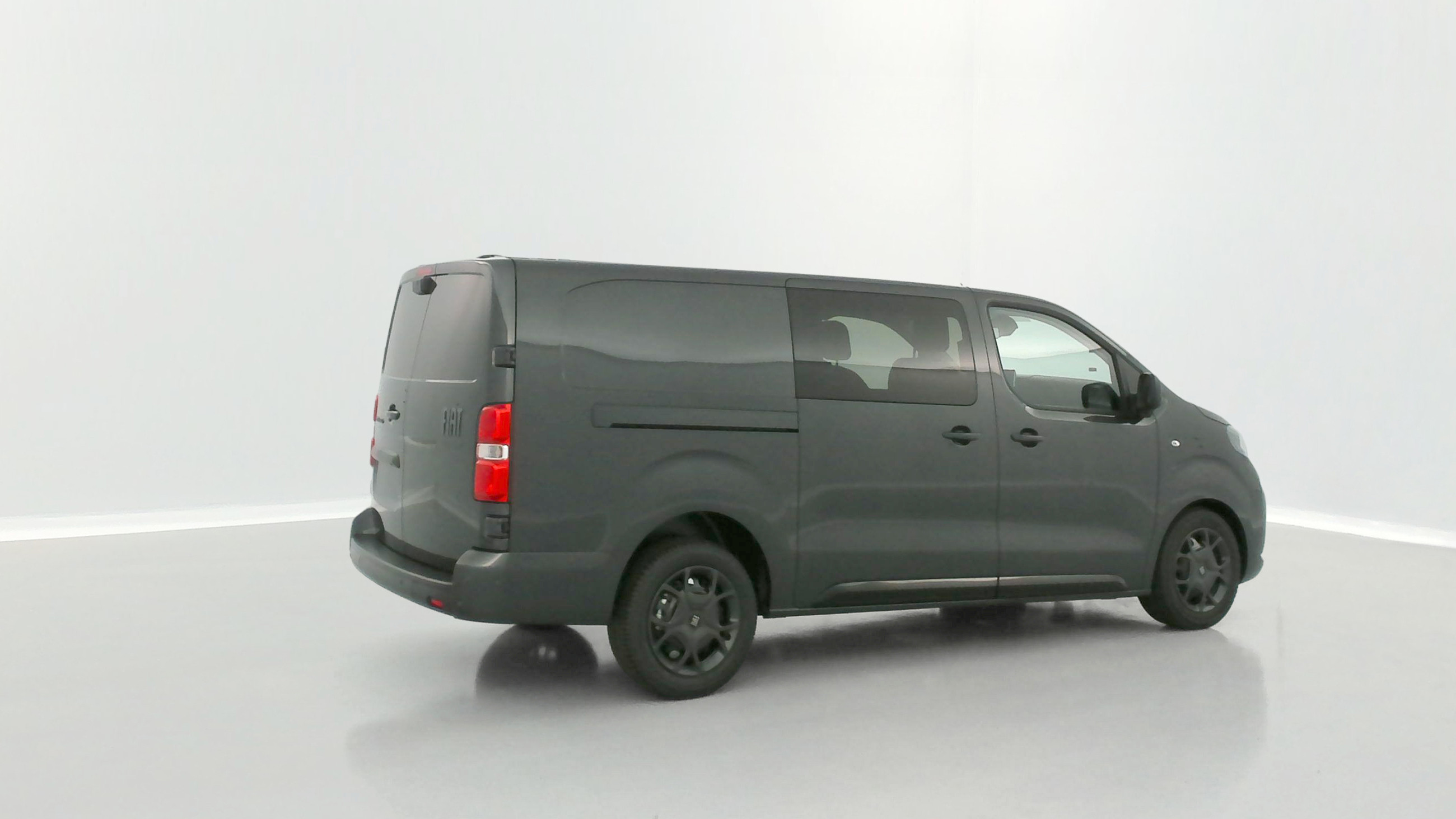Vente en ligne Fiat Scudo SCUDO CA  III XL 2.0 BlueHDi 180ch Pack Premium Connect EAT8 au prix de 42 420 €