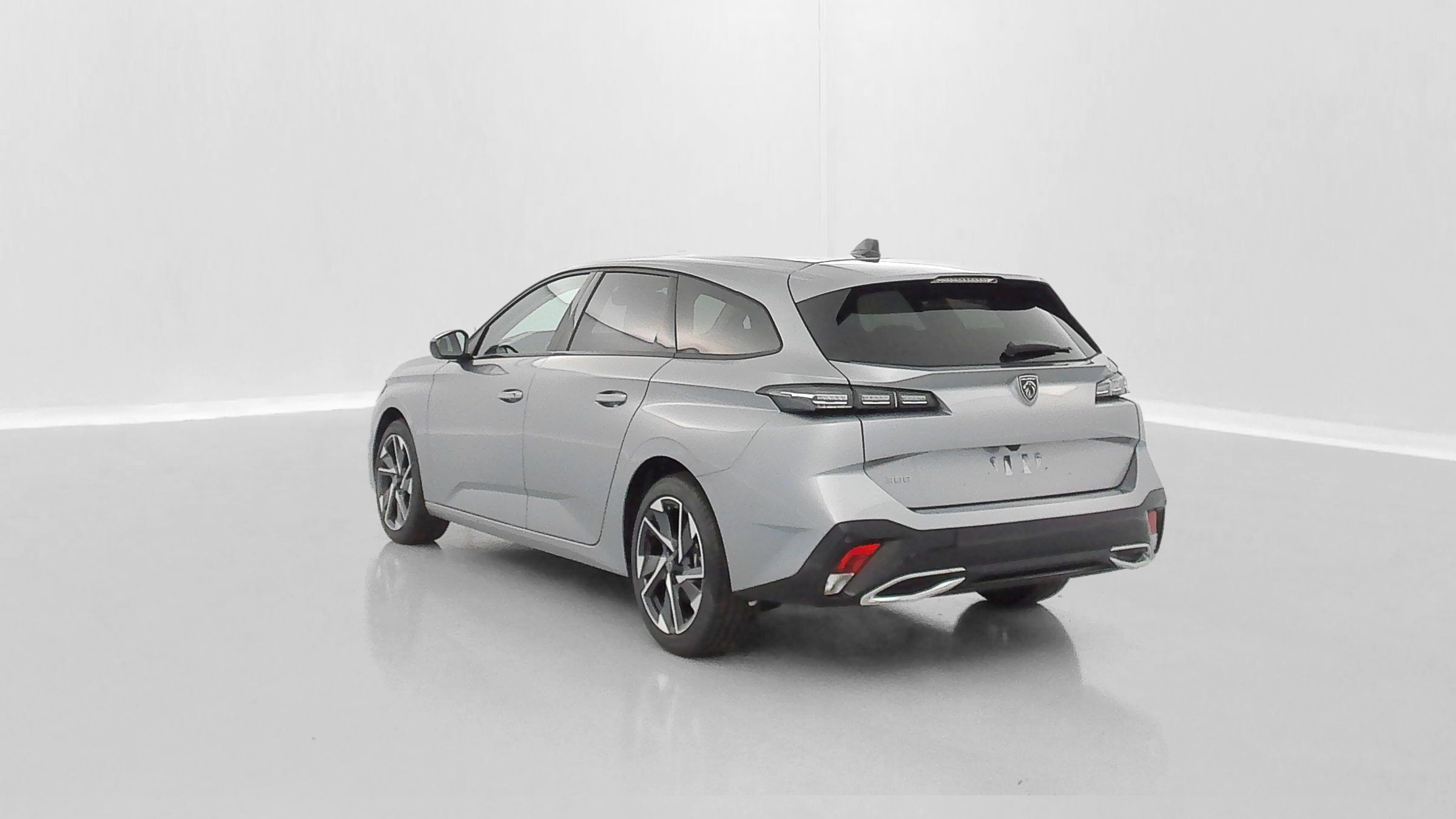 Vente en ligne Peugeot 308 SW 308 SW 1.5 BlueHDi 130ch Allure EAT8 au prix de 28 610 €