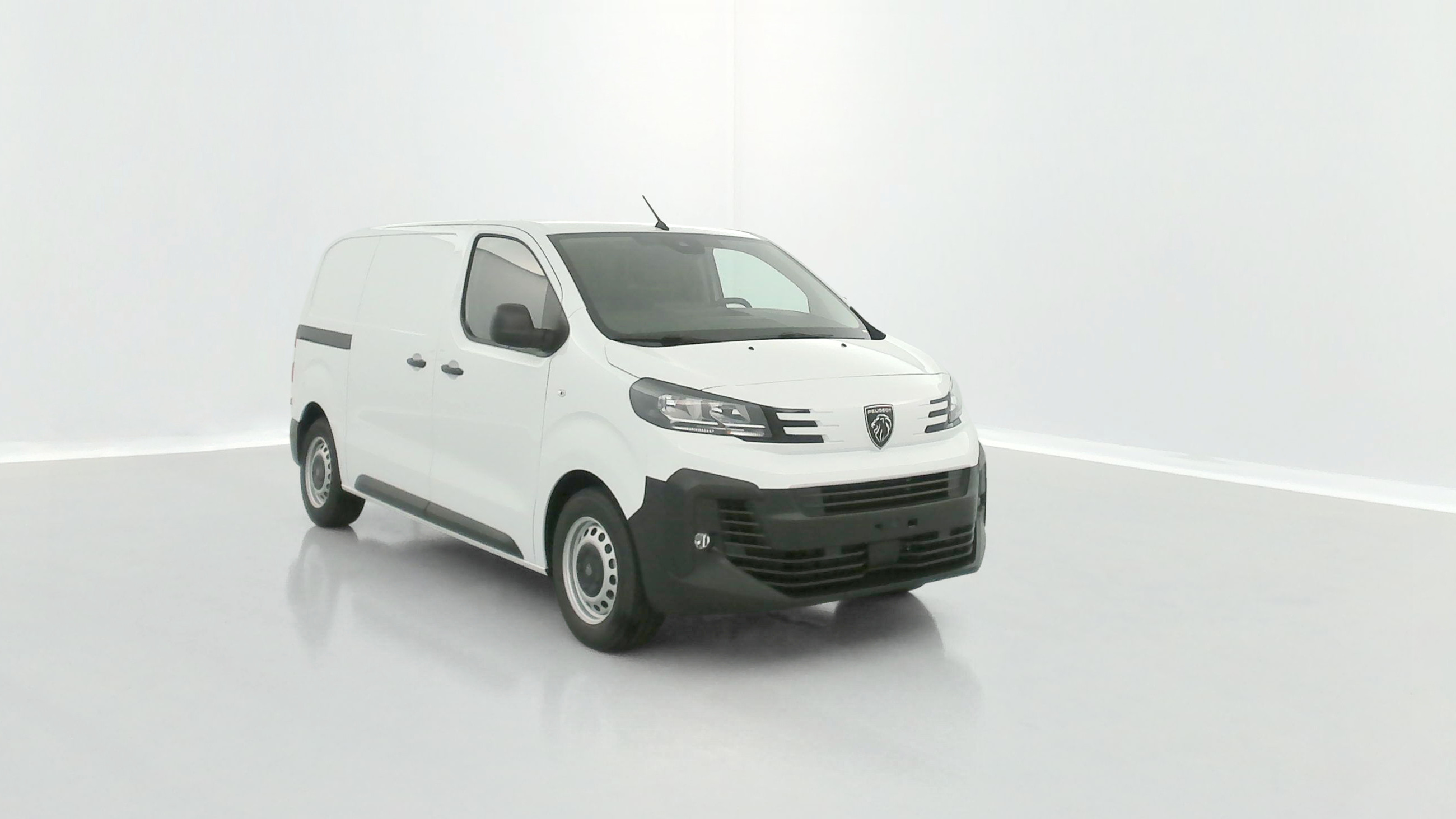 Vente en ligne Peugeot Expert EXPERT III M 2.0 BlueHDi 145ch EAT8 au prix de 32 220 €