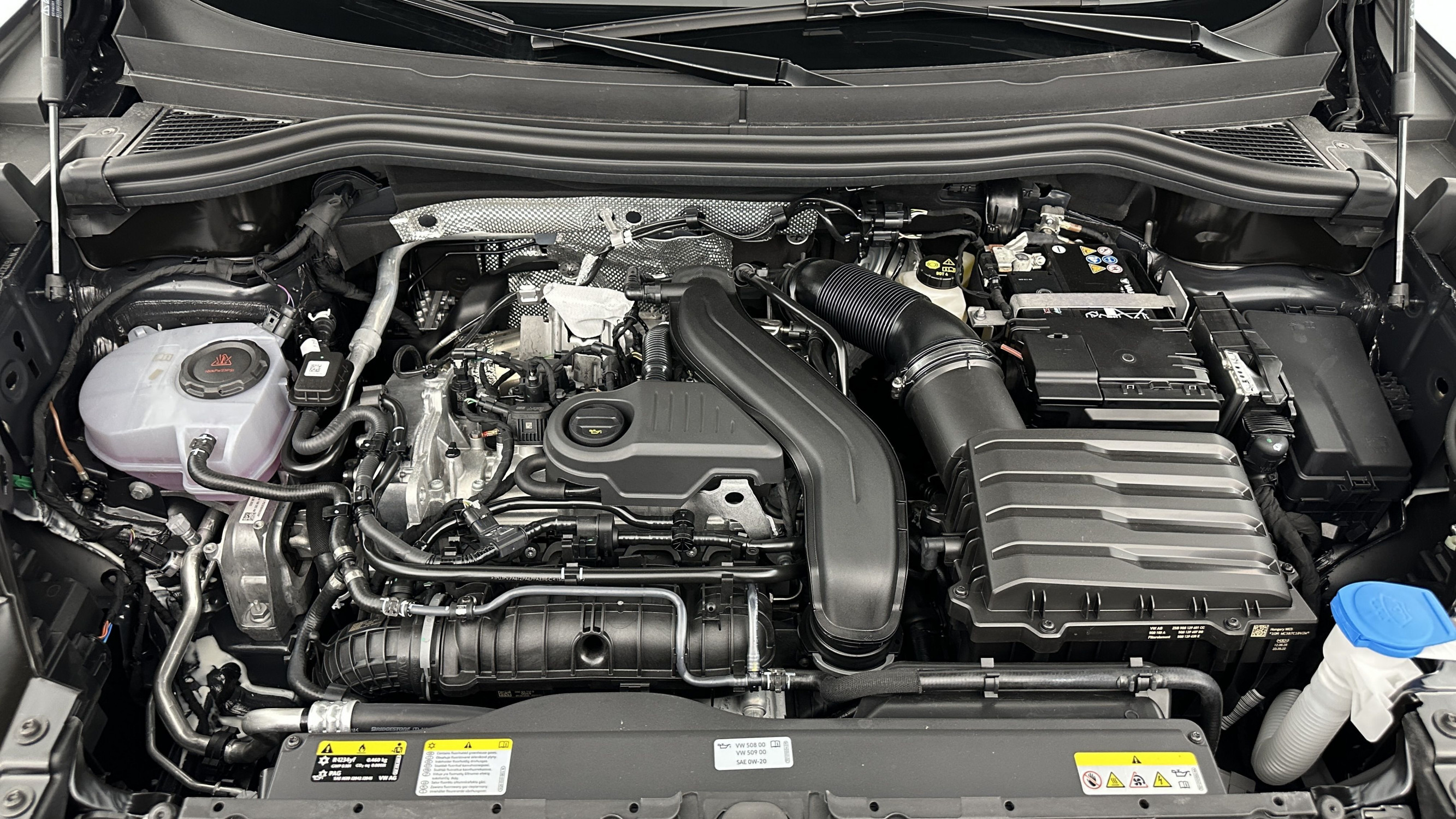 Vente en ligne Volkswagen Tiguan TIGUAN III 1.5 eTSI 150ch Life Plus DSG7 au prix de 39 000 €