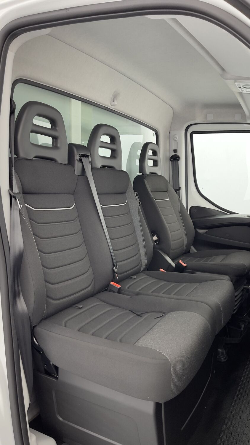 Vente en ligne Iveco Daily DAILY III 35C16H 3450 3.0 160ch Frigo Lamberet au prix de 70 620 €