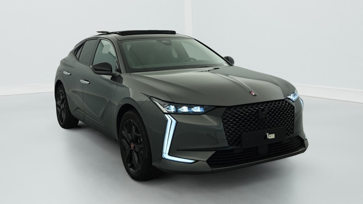 Ds DS4 PureTech 130 EAT8 Performance Line+ occasion de 2023 en vente à Rennes