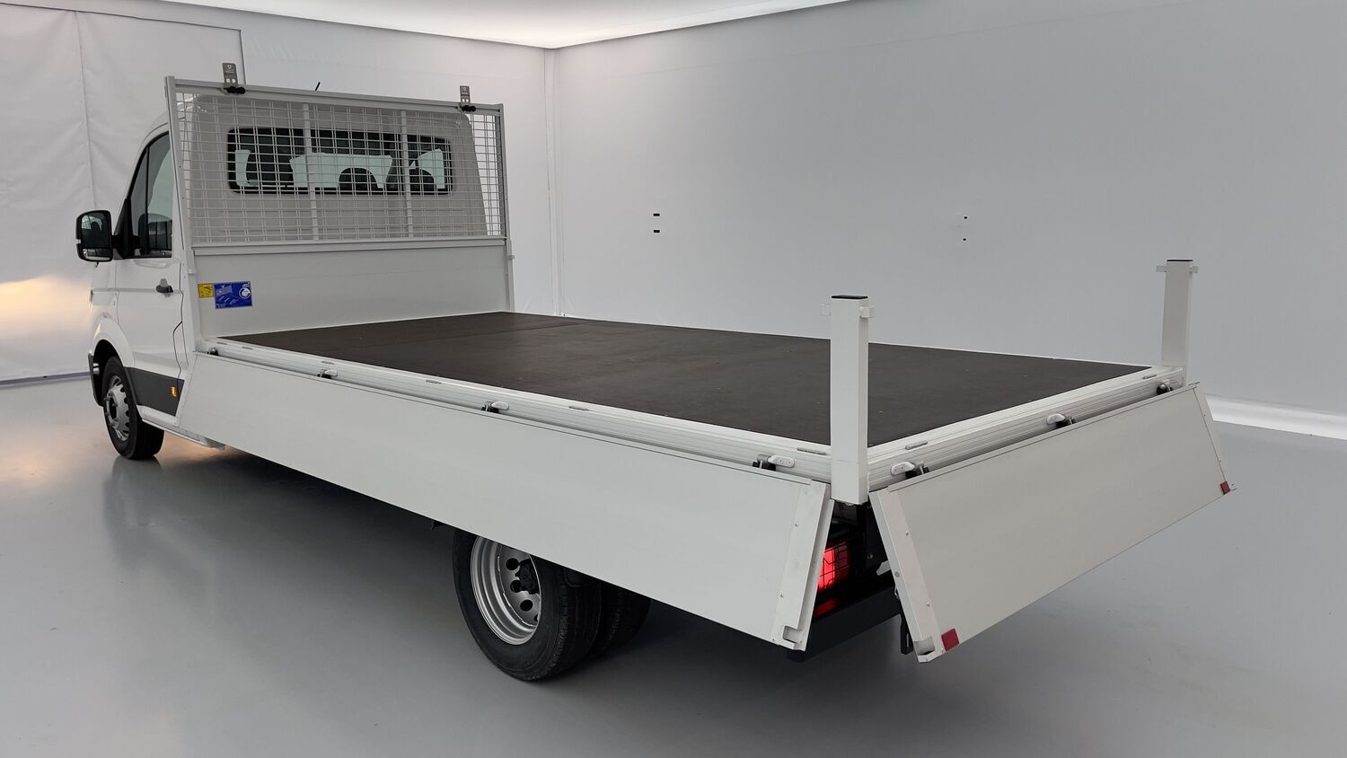 Vente en ligne Volkswagen Crafter CRAFTER  CC 35 L4 RJ 2.0 TDI 163ch Business BVA Plateau JPM au prix de 51 420 €