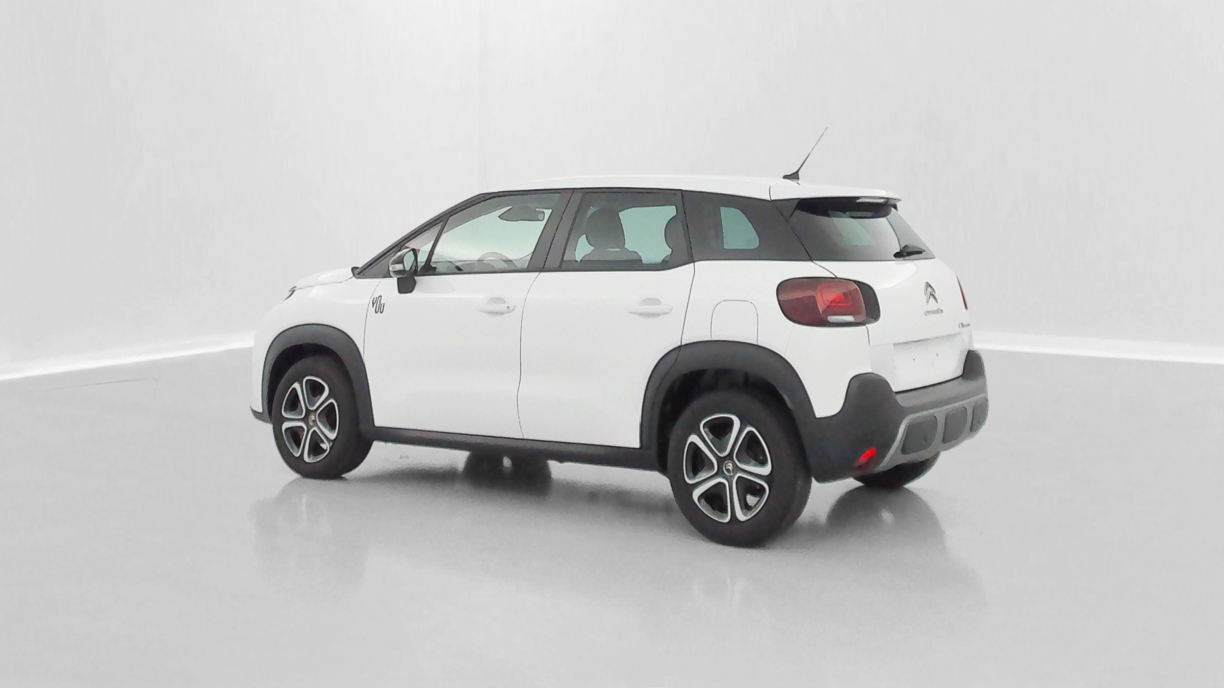 Vente en ligne Citroën C3 Aircross C3 AIRCROSS 1.2 PureTech 110ch YOU au prix de 18 200 €