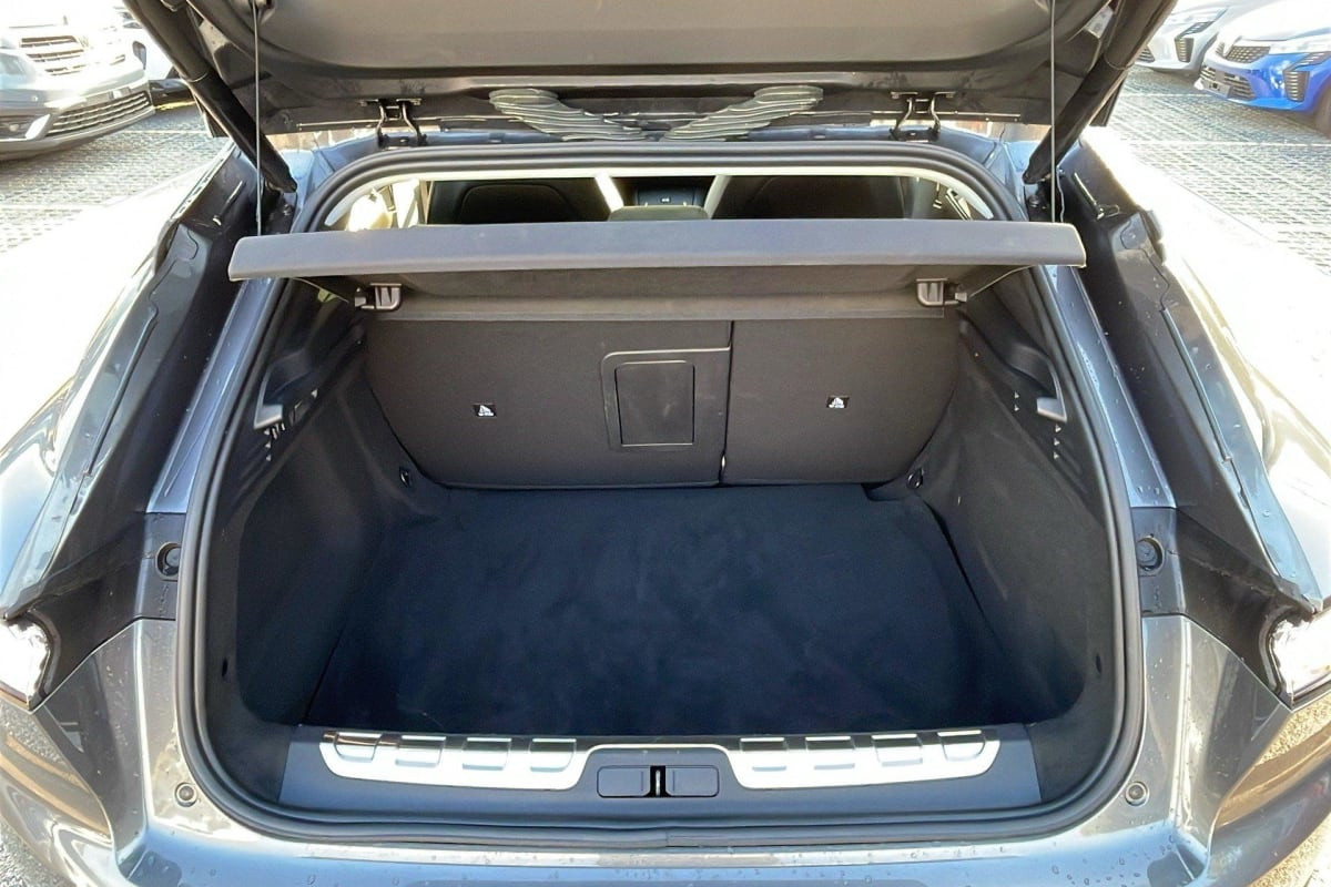 Vente en ligne Ds DS4 PureTech 130 EAT8 Cross Rivoli au prix de 24 390 €