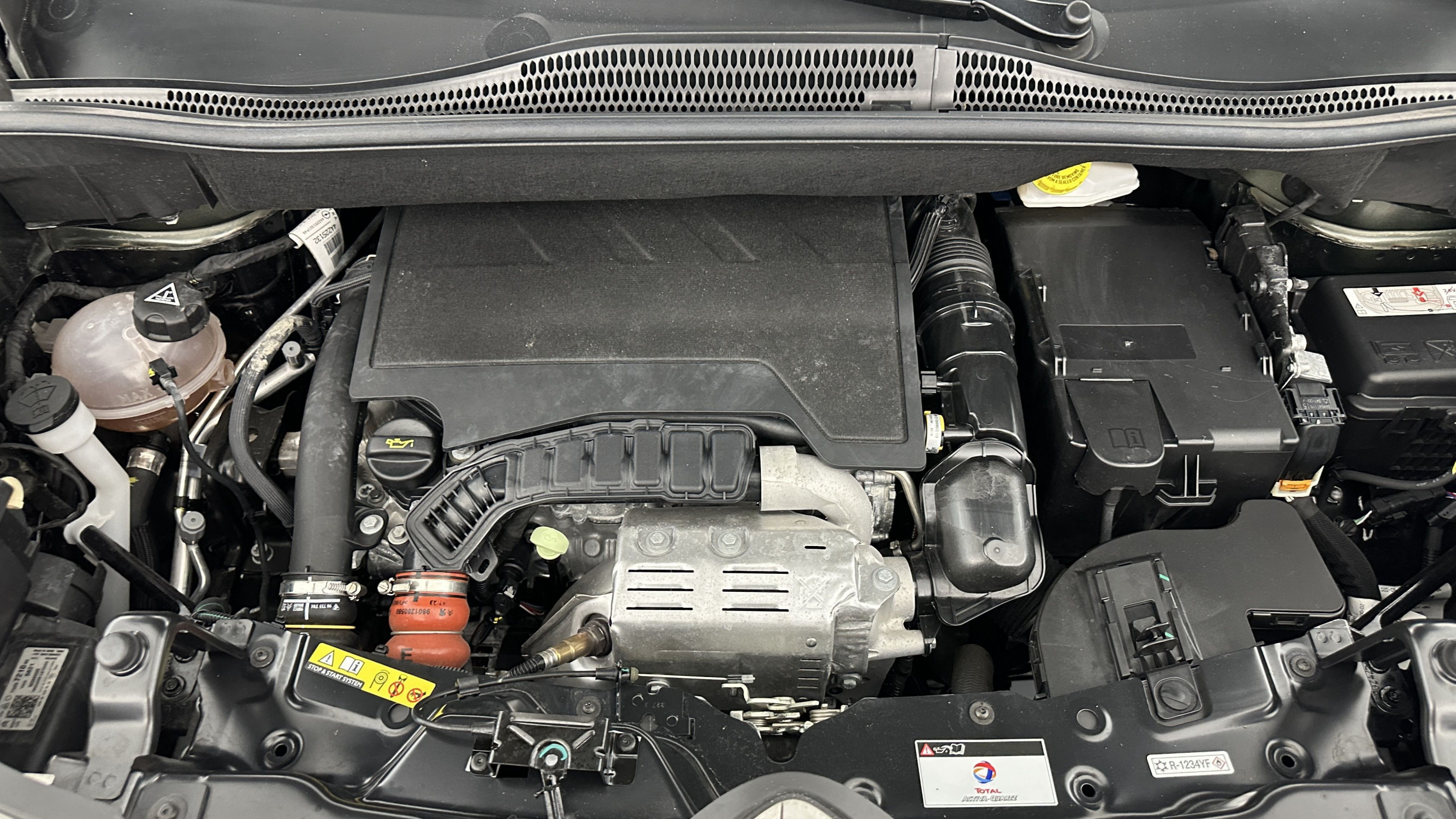 Vente en ligne Citroën C3 Aircross C3 AIRCROSS 1.2 PureTech 110ch Plus au prix de 17 300 €