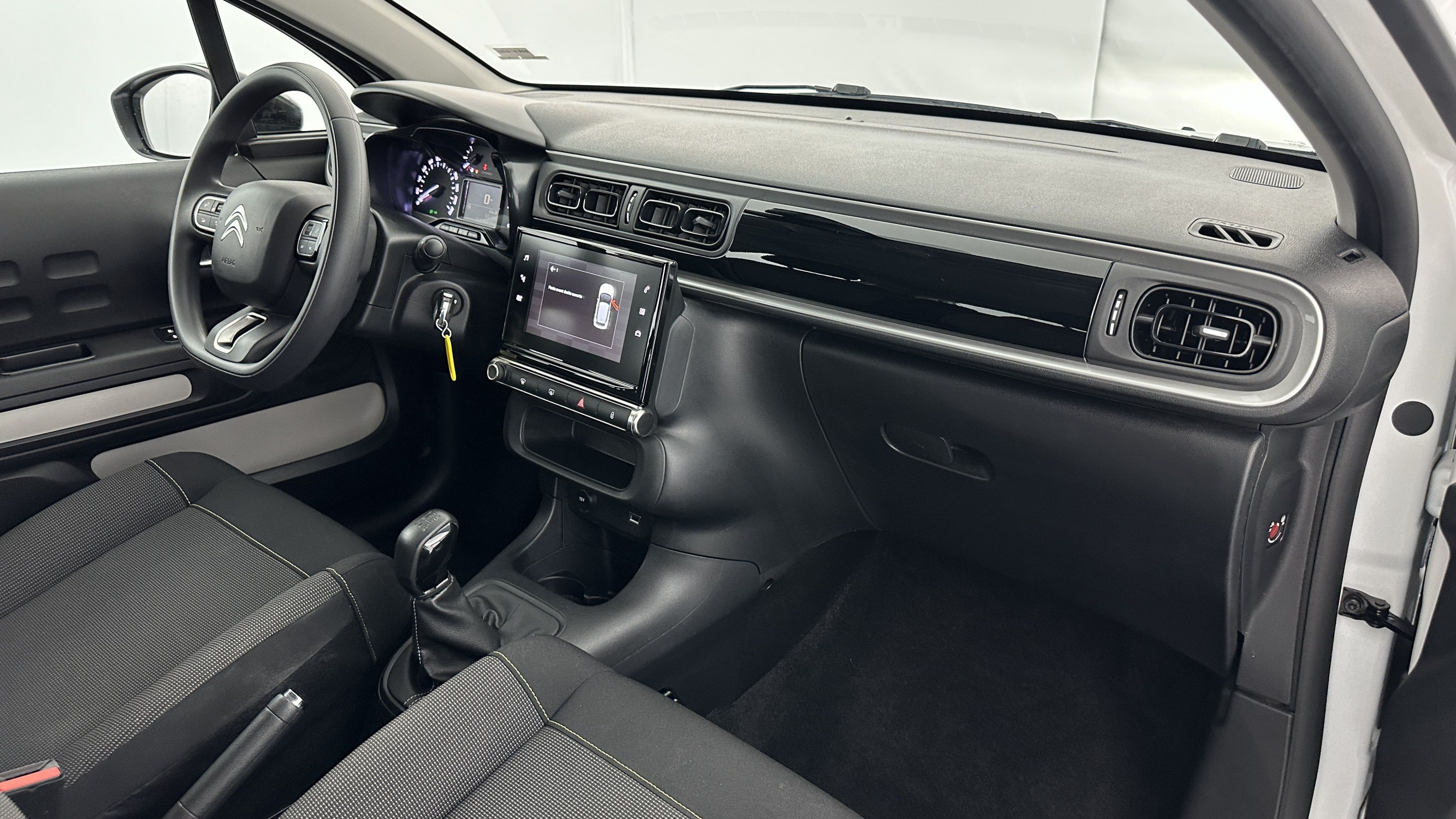 Vente en ligne Citroën C3 C3 1.2 PureTech 83ch Plus au prix de 16 010 €