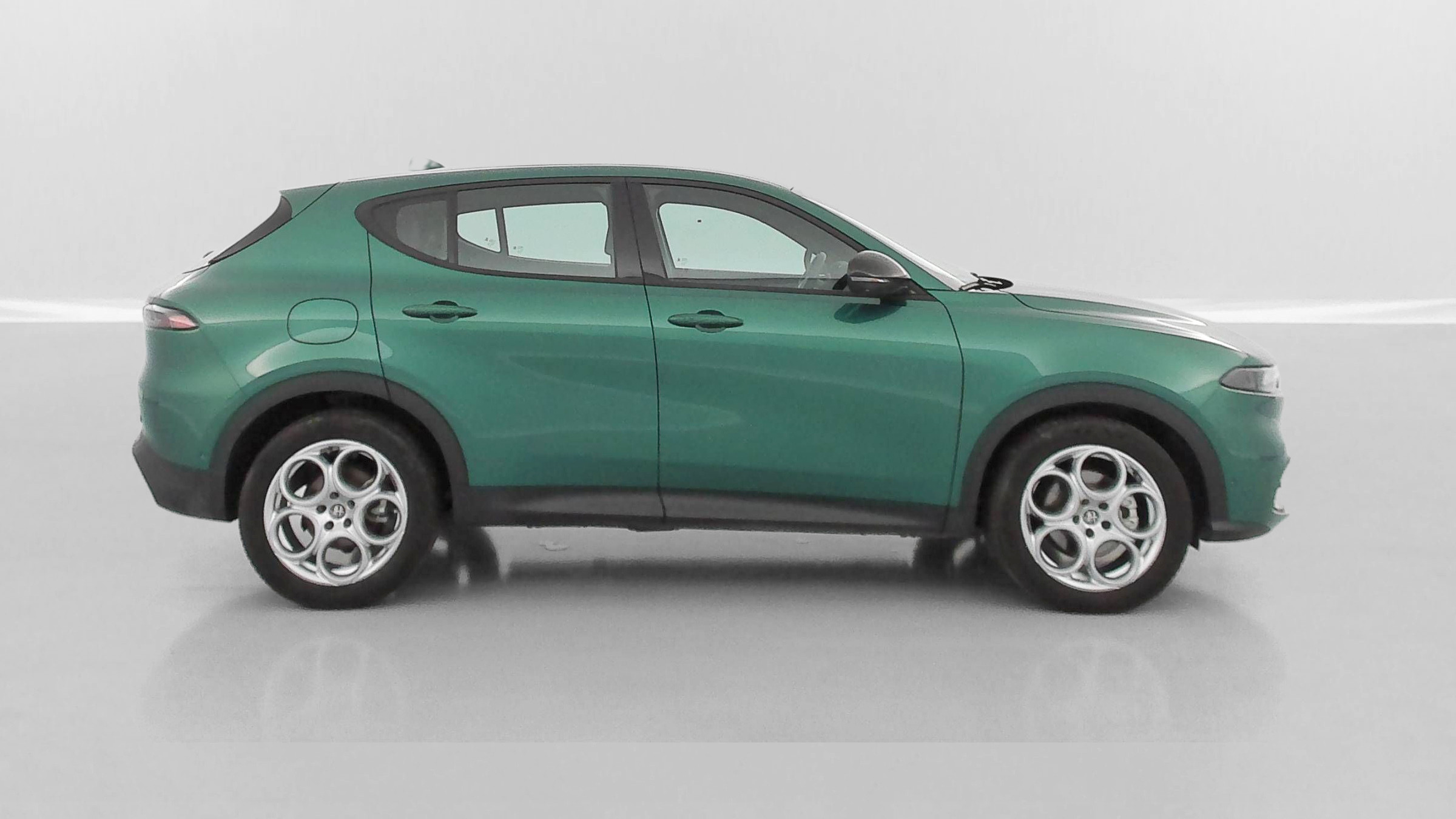 Vente en ligne Alfa Romeo Tonale TONALE 1.5 Hybrid 130ch Sprint TCT7 au prix de 28 400 €