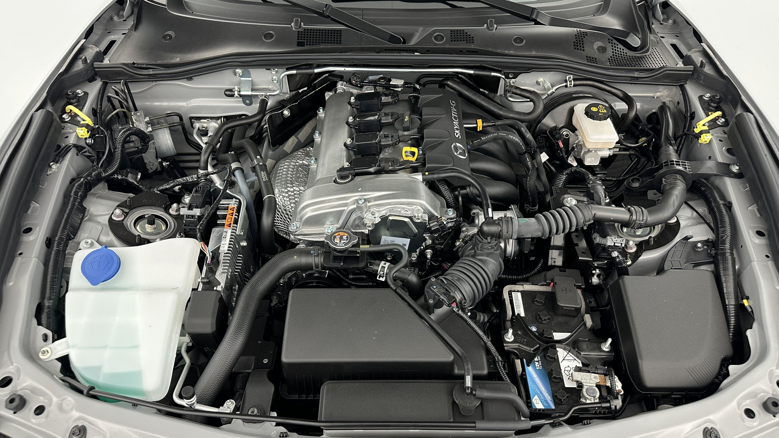 Vente en ligne Mazda MX-5 MX-5 ROADSTER 1.5 SKYACTIV-G 132ch Kazari au prix de 35 210 €