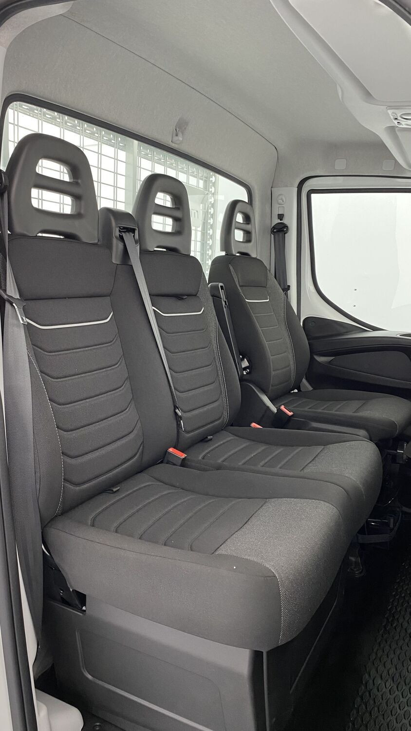 Vente en ligne Iveco Daily DAILY III 35C16H 3450 3.0 160ch Q-TOR Ampliroll Cornut au prix de 63 780 €