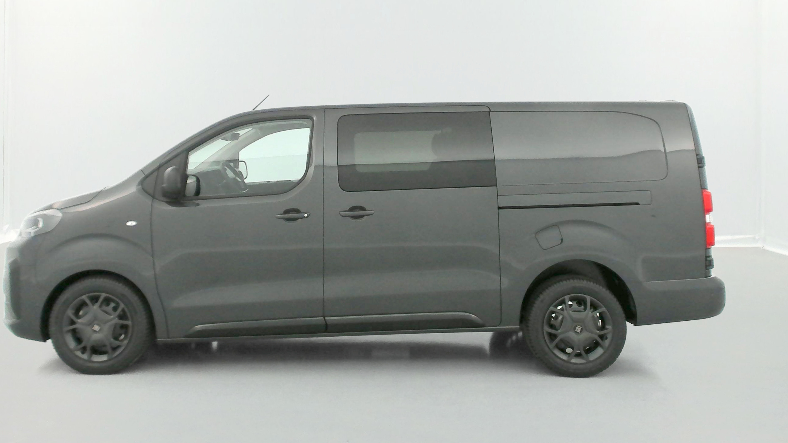 Vente en ligne Fiat Scudo SCUDO CA  III XL 2.0 BlueHDi 180ch Pack Premium Connect EAT8 au prix de 42 420 €