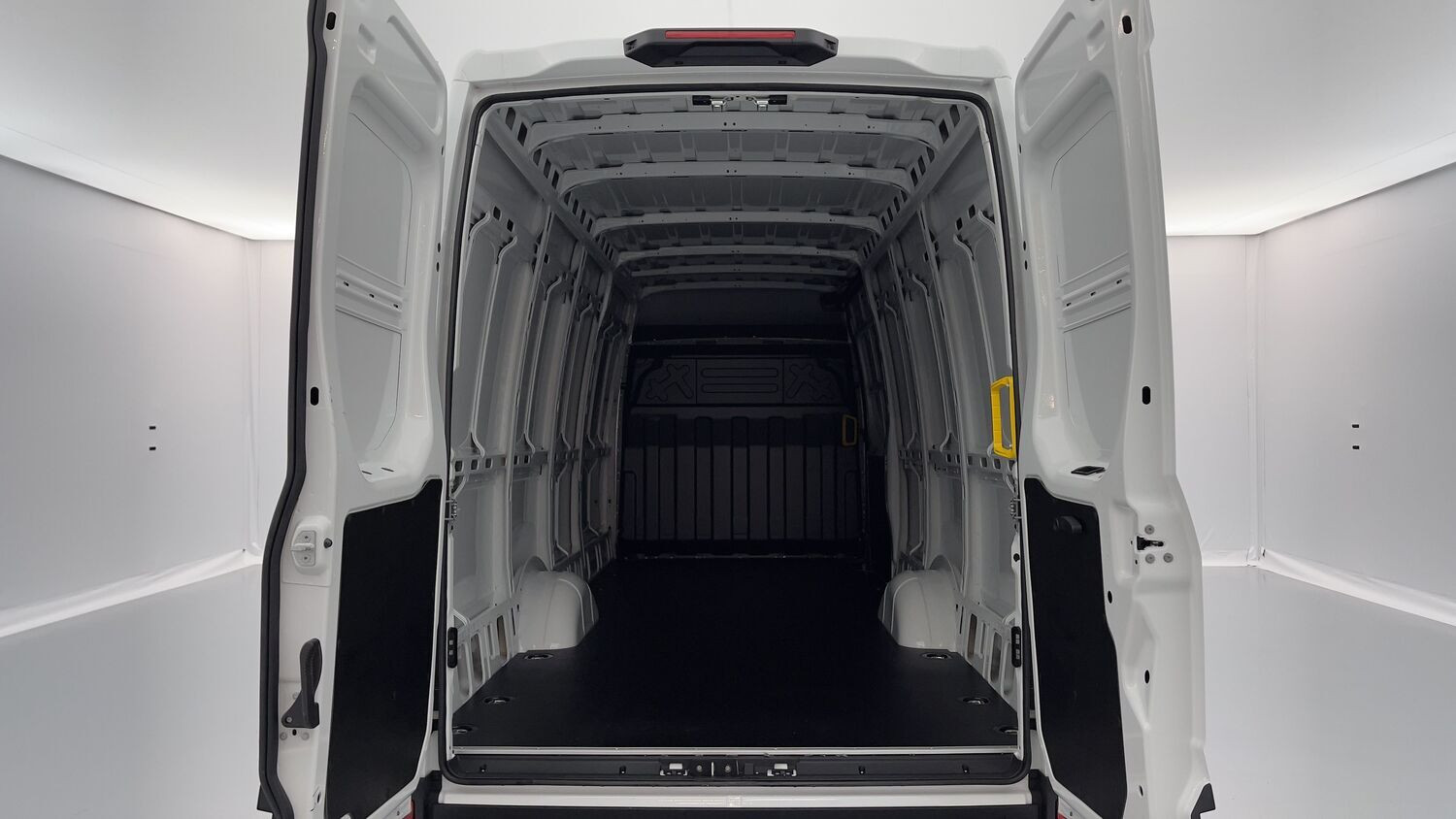 Vente en ligne Iveco Daily DAILY III 35S18HA8 4100 3.0 180ch 16m³ au prix de 51 420 €