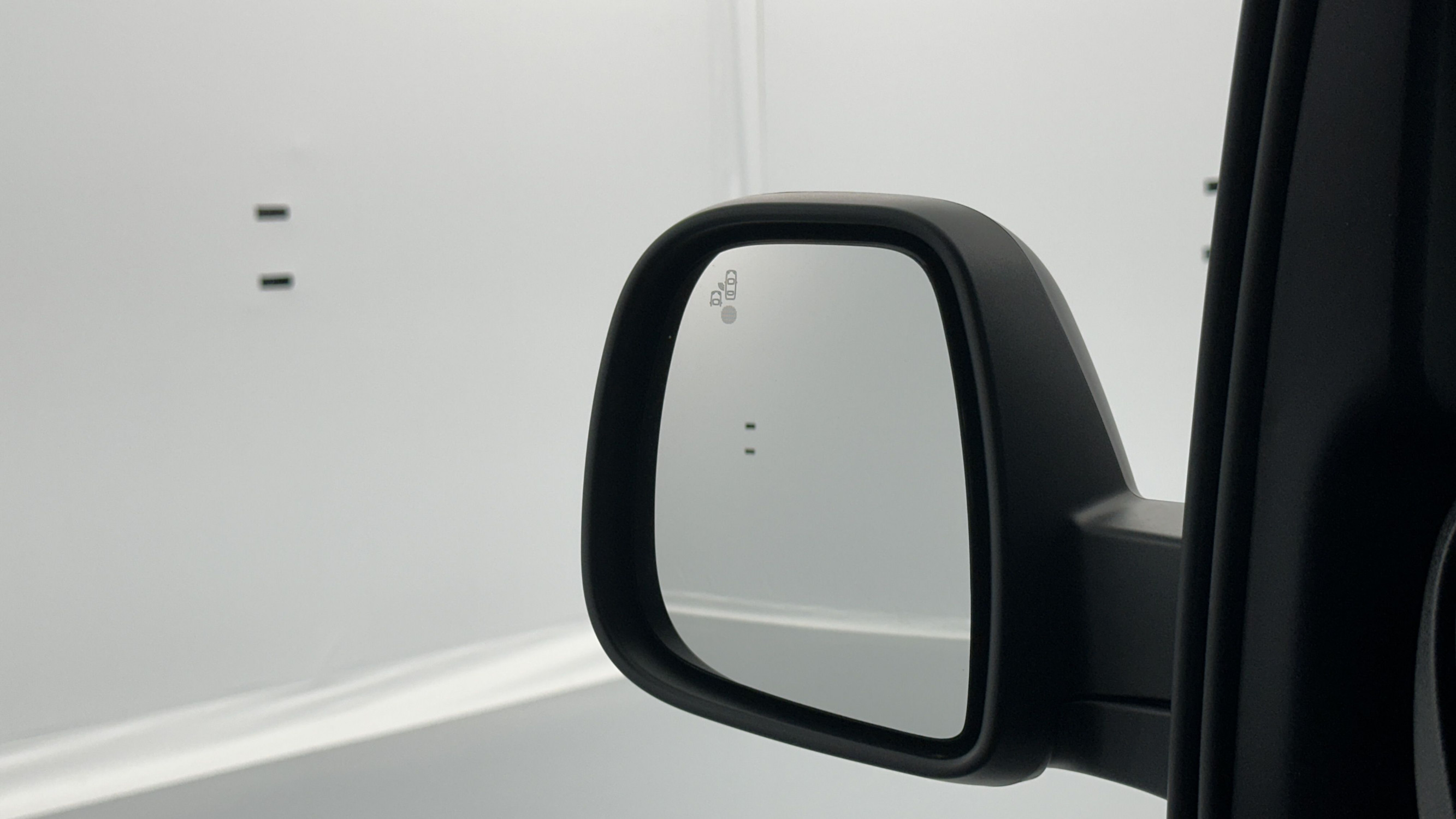 Vente en ligne Fiat Scudo SCUDO III XL 2.0 BlueHDi 180ch EAT8 Pack Livraison au prix de 37 140 €