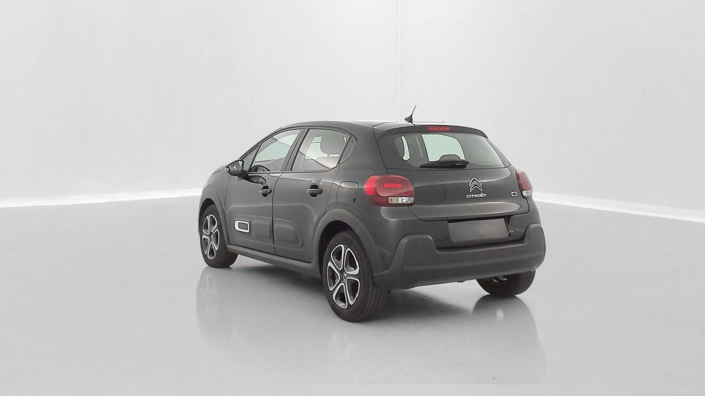 Vente en ligne Citroën C3 C3 III 1.2 PureTech 110ch Plus au prix de 14 600 €