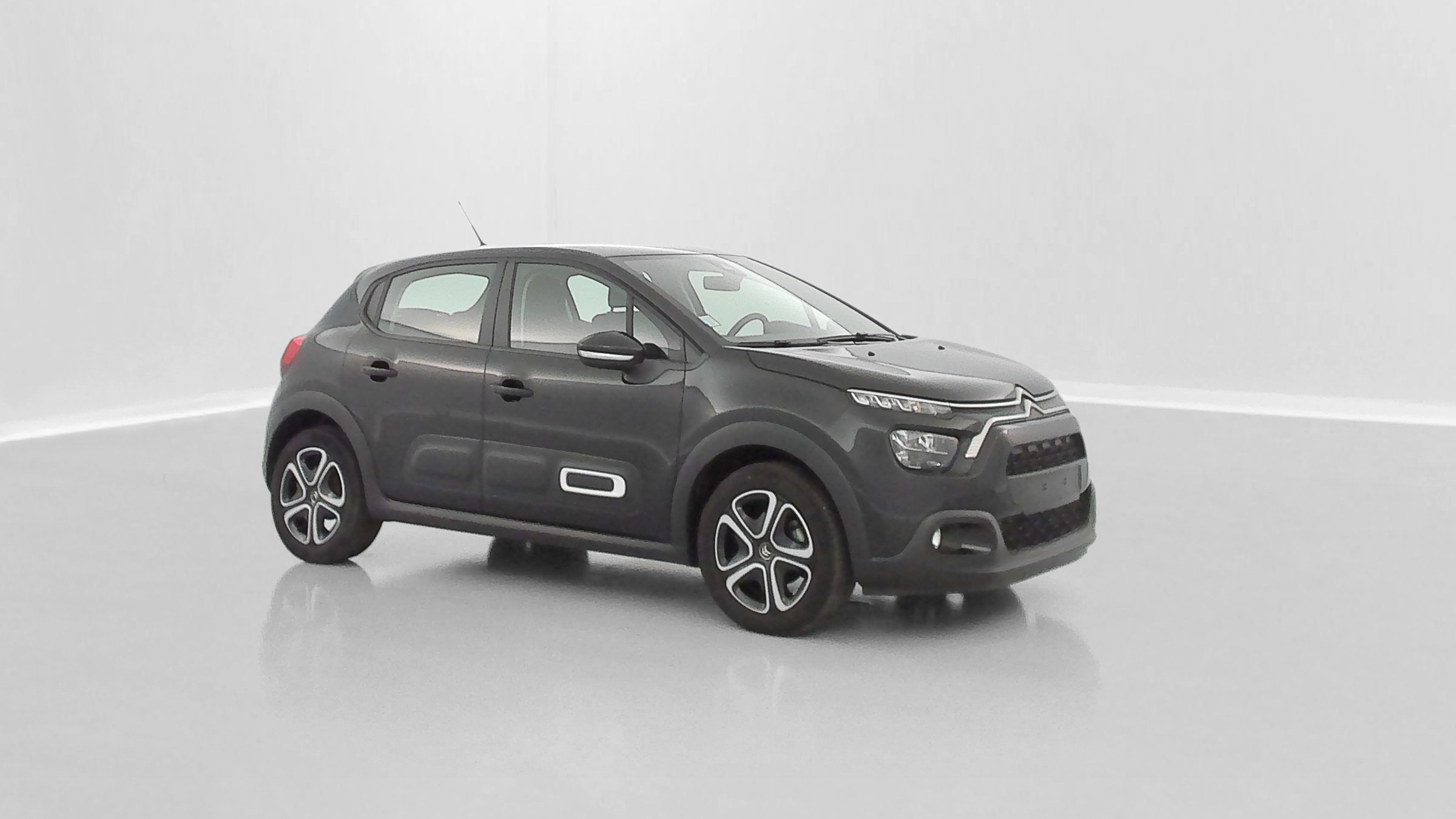 Vente en ligne Citroën C3 C3 III 1.2 PureTech 110ch Plus au prix de 14 600 €
