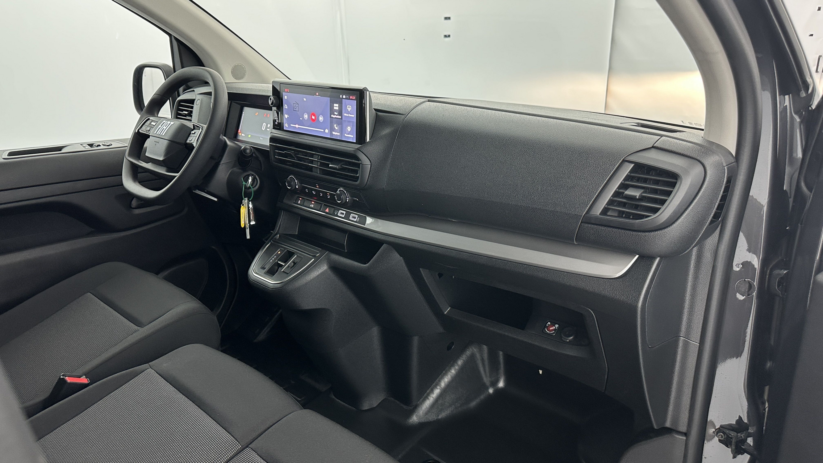 Vente en ligne Fiat Scudo SCUDO III XL 2.0 BlueHDi 180ch EAT8 Pack Livraison au prix de 37 140 €