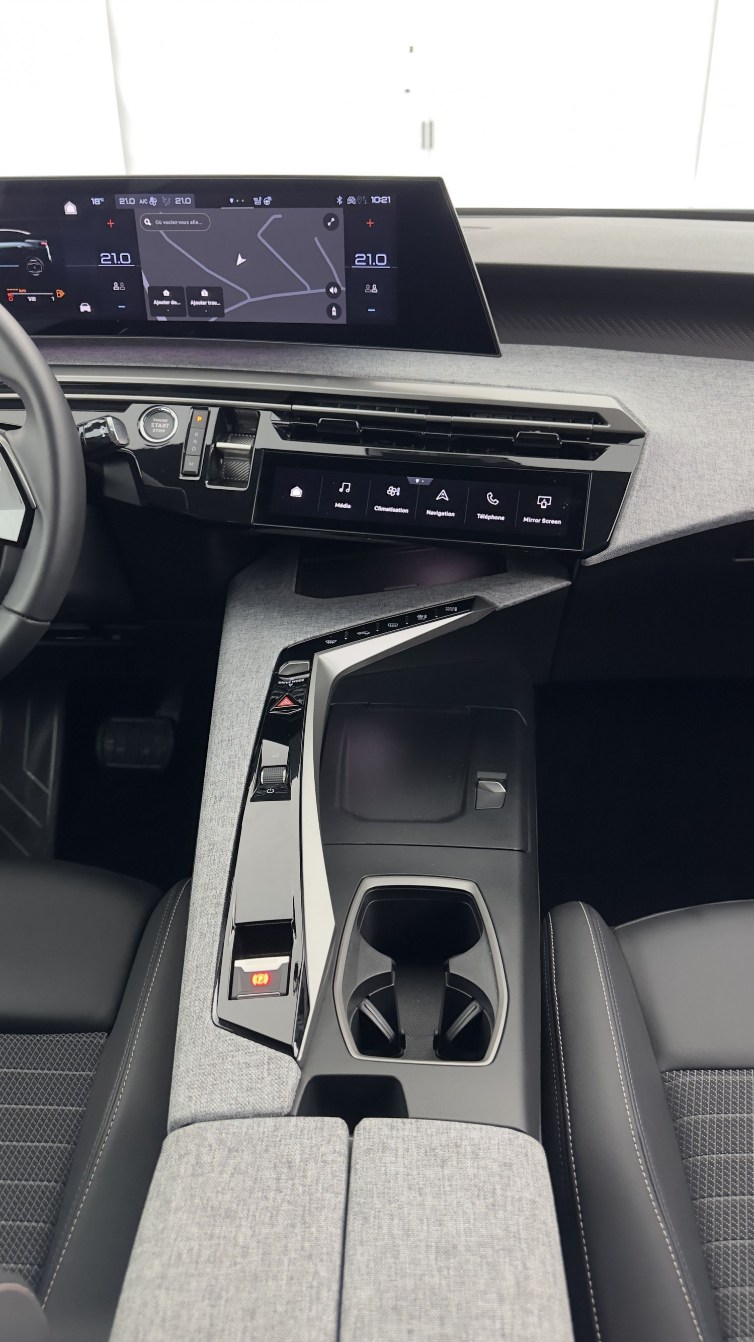 Vente en ligne Peugeot 3008 3008 1.2 Hybrid 136ch Allure e-DCS6 au prix de 28 800 €