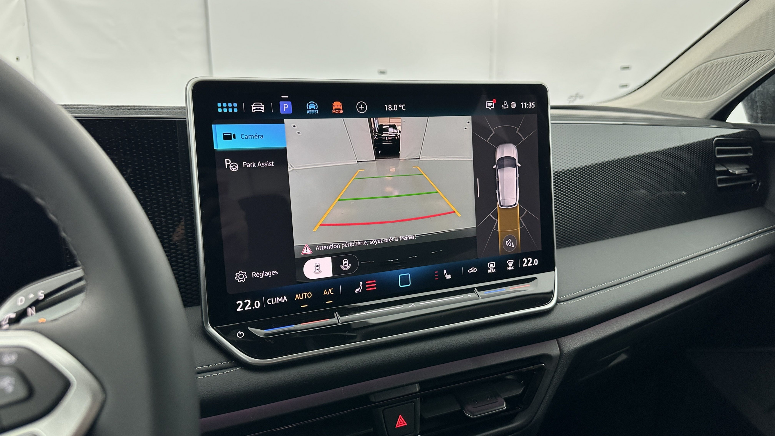 Vente en ligne Volkswagen Tiguan TIGUAN III 1.5 eTSI 150ch Life Plus DSG7 au prix de 39 000 €