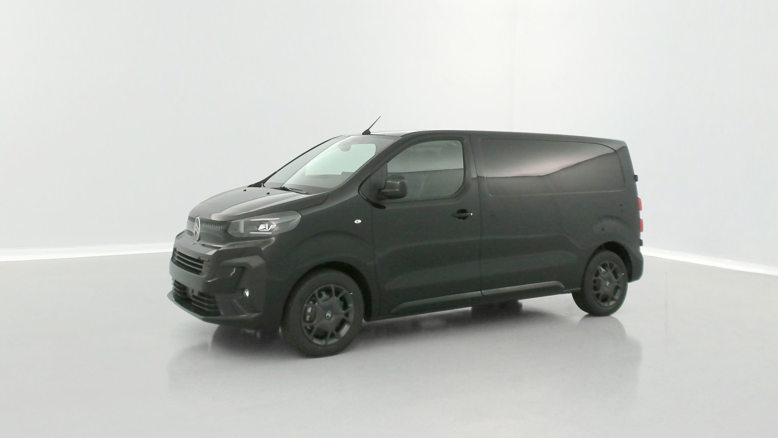 Vente en ligne Citroën Jumpy Fourgon JUMPY M 2.0 BlueHDi 180ch EAT8 au prix de 33 180 €